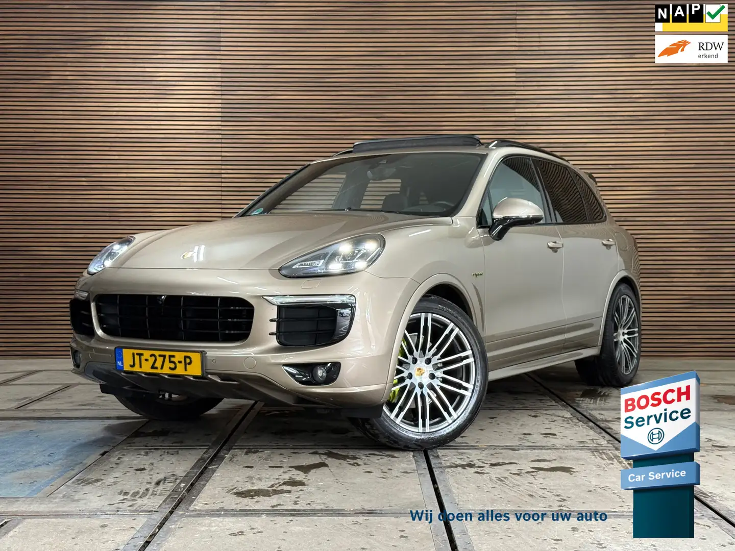 Porsche Cayenne 3.0 S E-Hybrid | Sportchrono | Matrix LED | Panora Grijs - 1