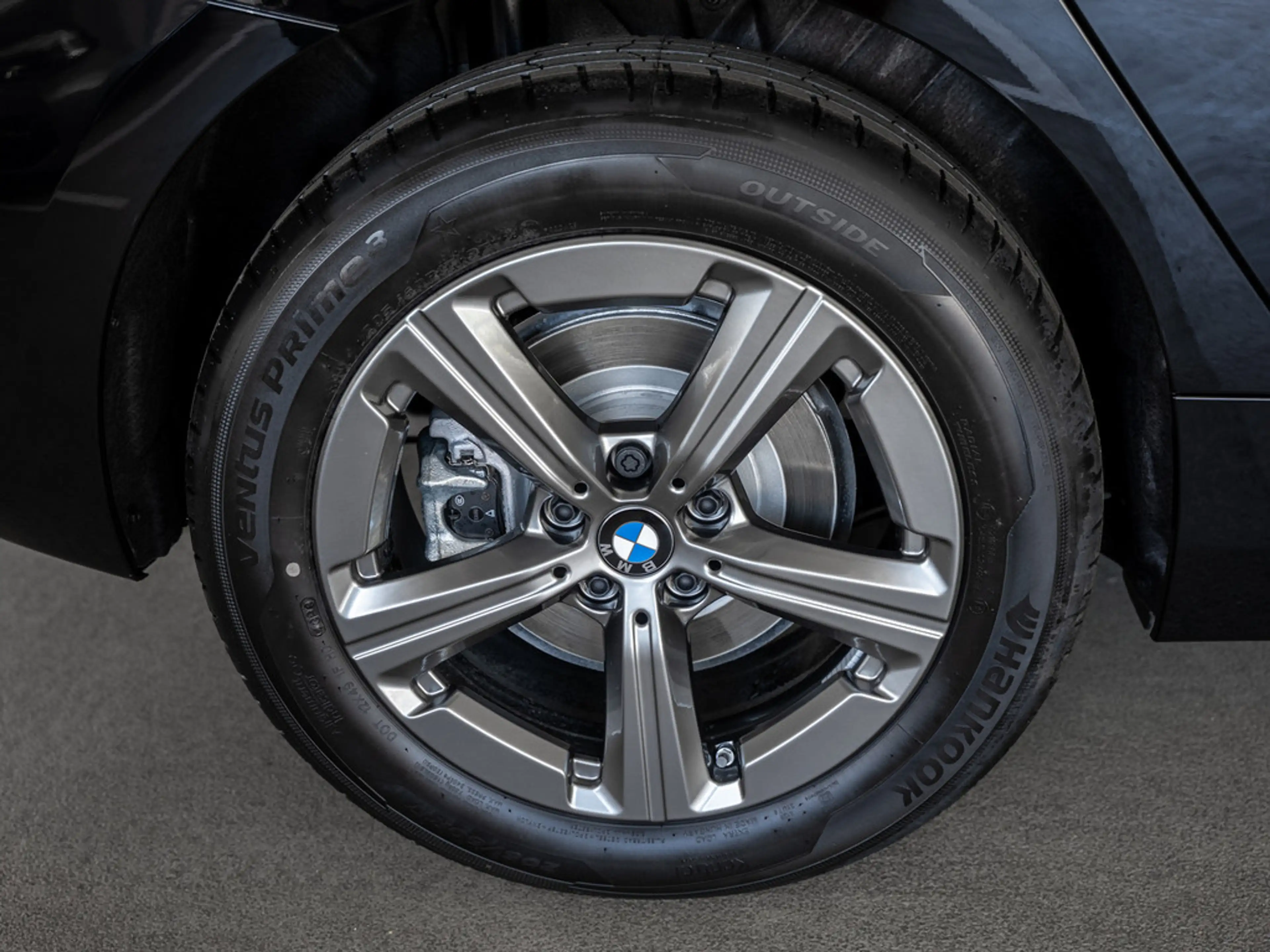 BMW 225 Active Tourer xDrive LED ACC AHK NAVI SHZ — photo 11