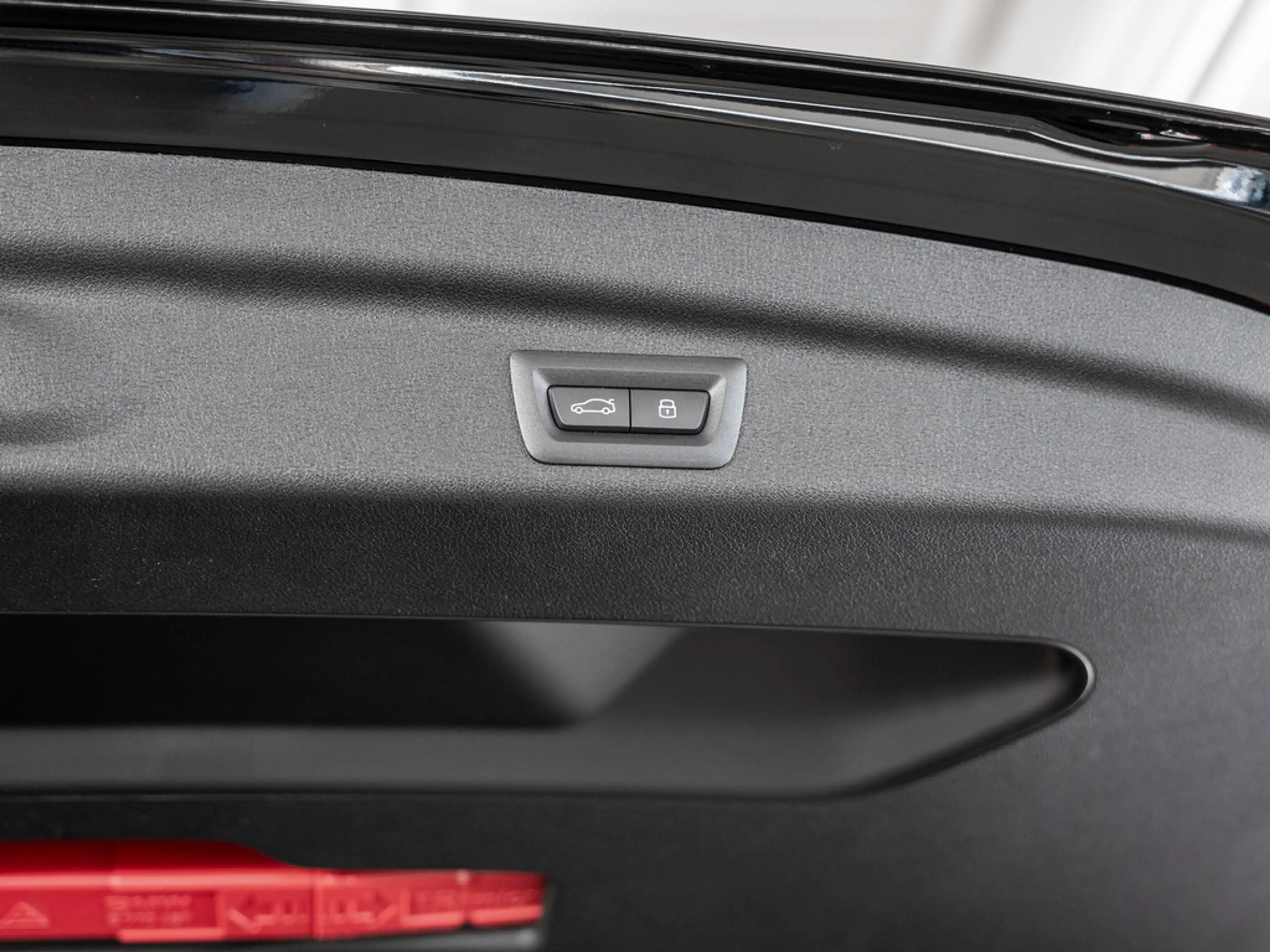 BMW 225 Active Tourer xDrive LED ACC AHK NAVI SHZ — photo 14