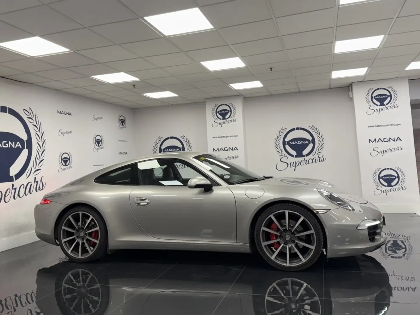 Porsche 991 Carrera S Coupé PDK Gris - 2
