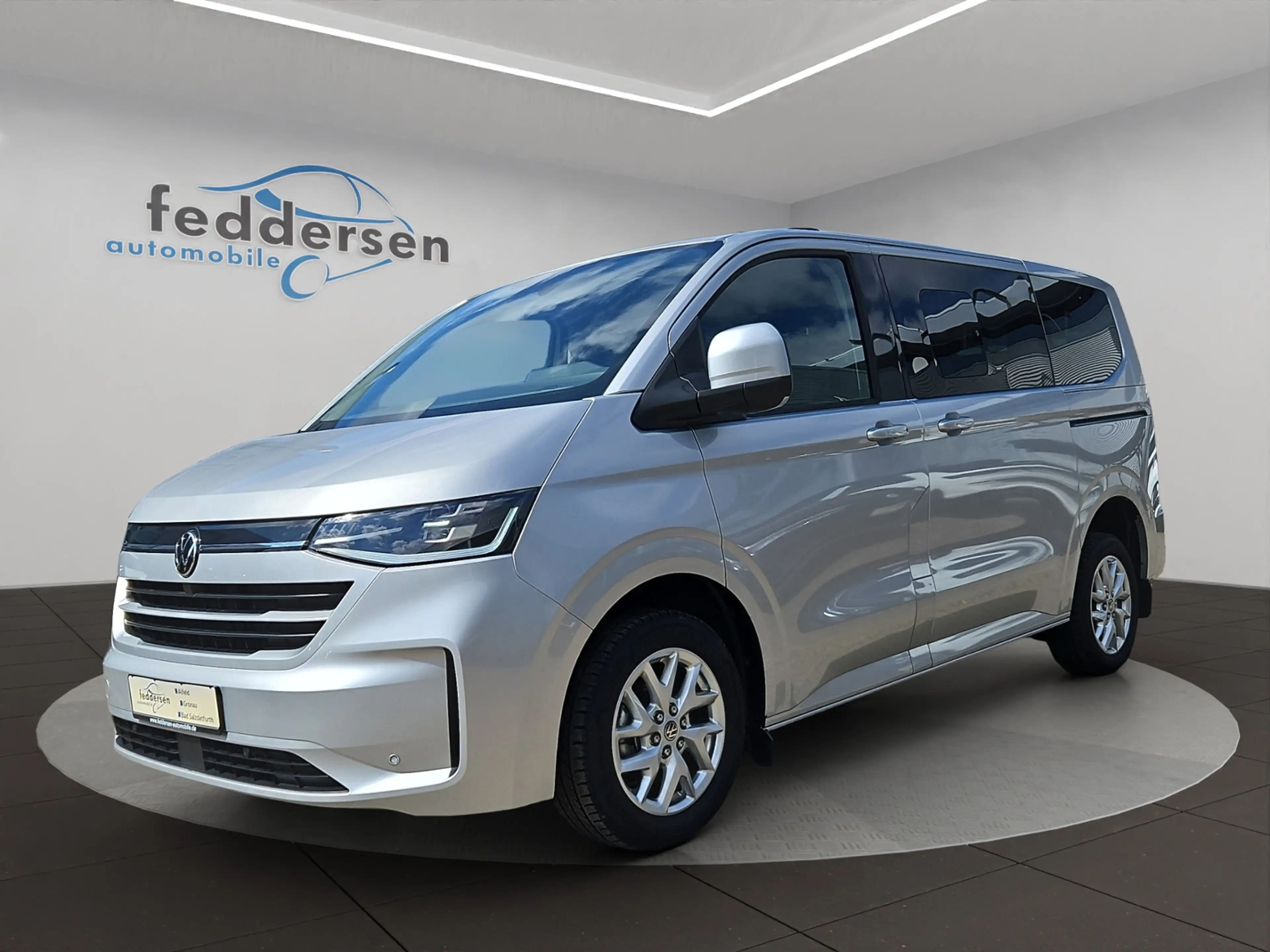 Volkswagen T7 Caravelle Style 2.0 TDI 9-Sitzer AHK Navi Rückfahrkamera Si — photo 2
