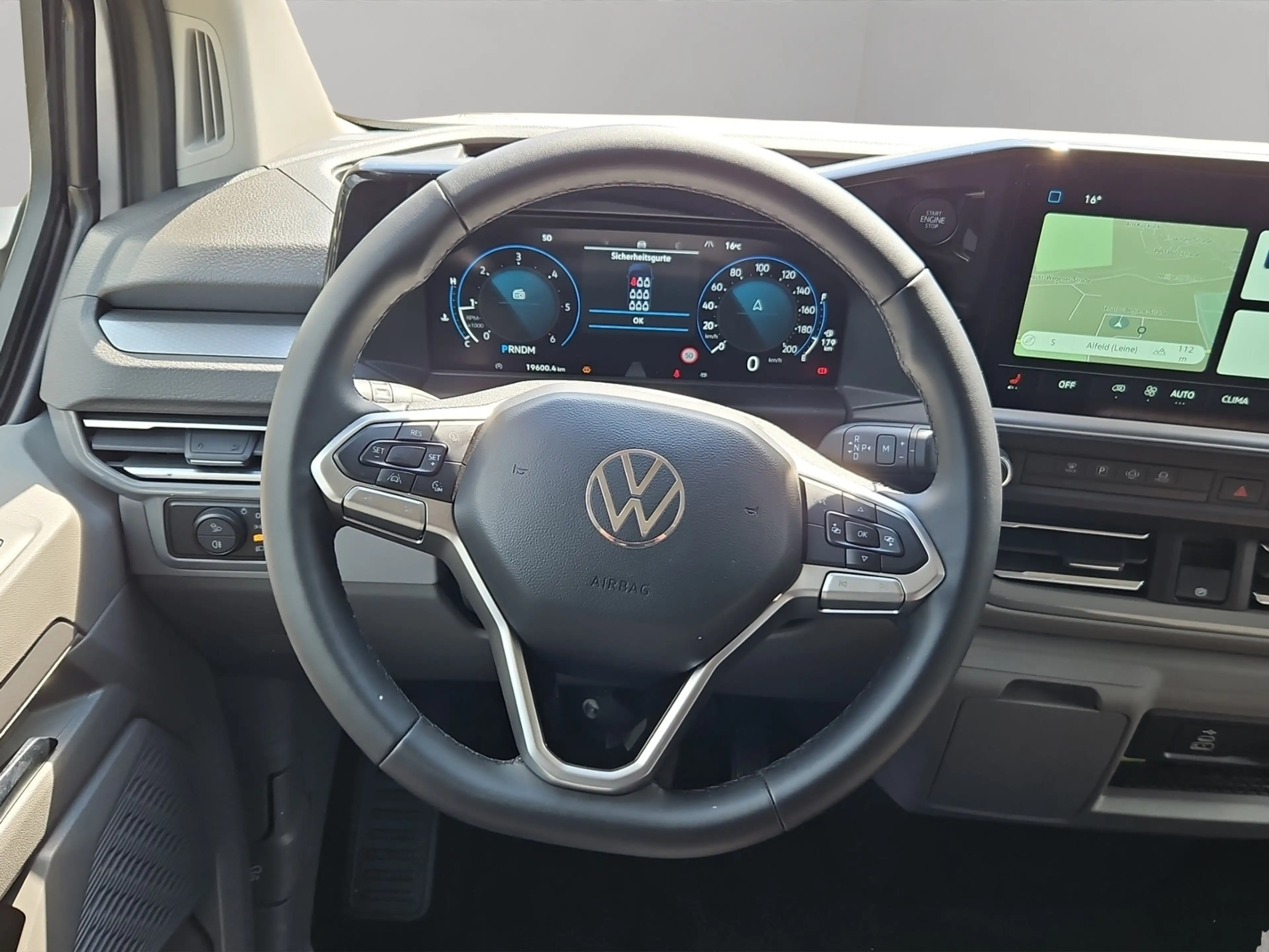 Volkswagen T7 Caravelle Style 2.0 TDI 9-Sitzer AHK Navi Rückfahrkamera Si — photo 13
