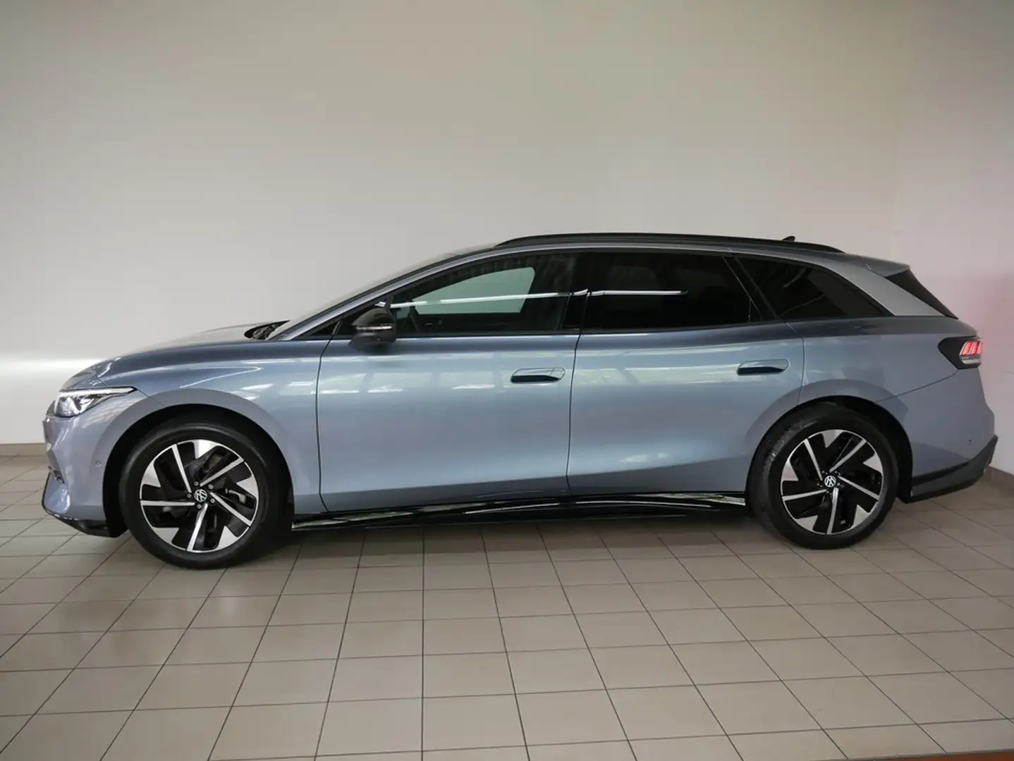 Volkswagen ID.7 77 kWh Pro Tourer +AHK+Head-Up-Display Blau - 2