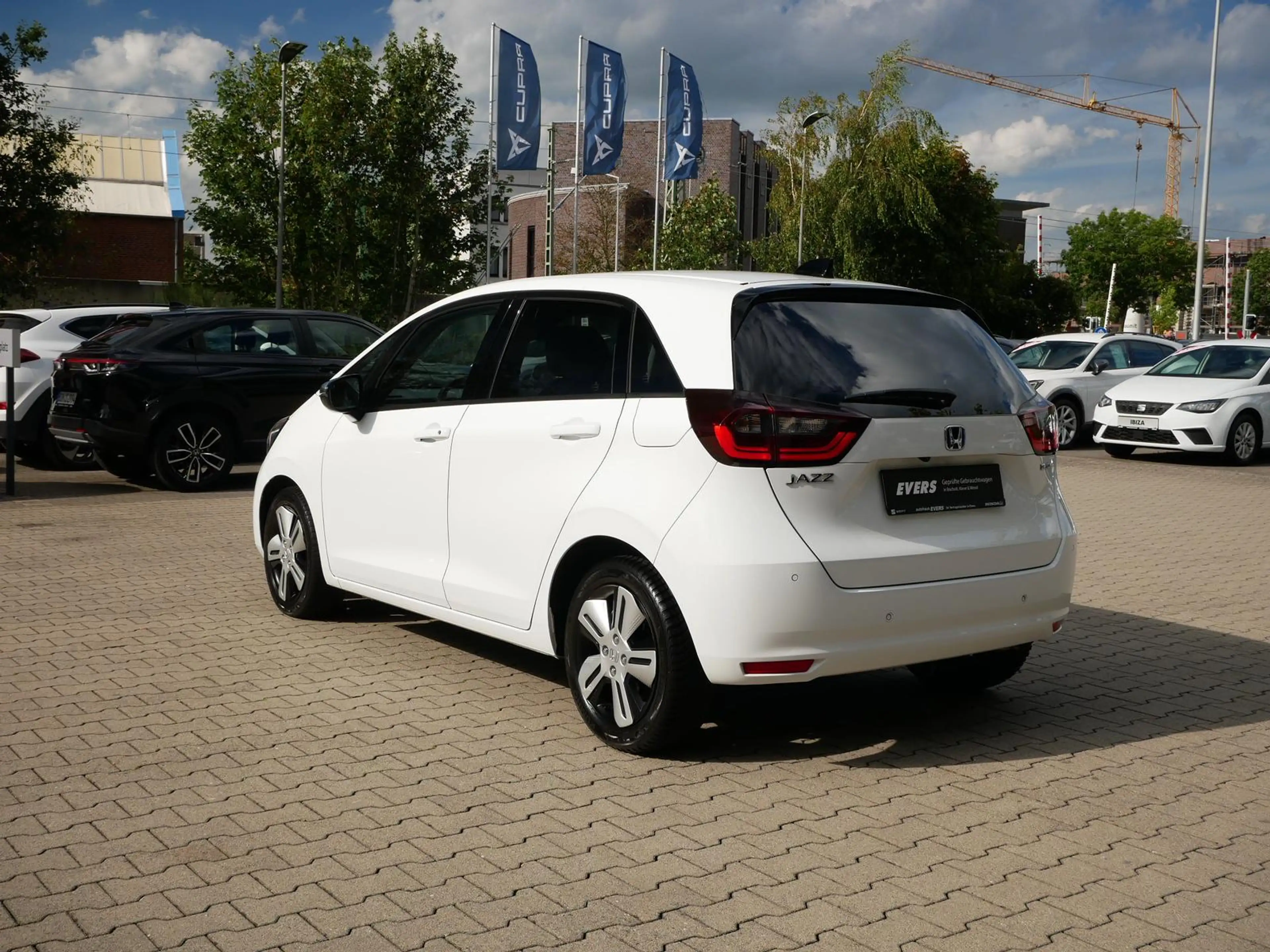 Honda Jazz Hybrid 1.5 Executive NAVI+SHZ+KAMERA+LHZ — photo 7