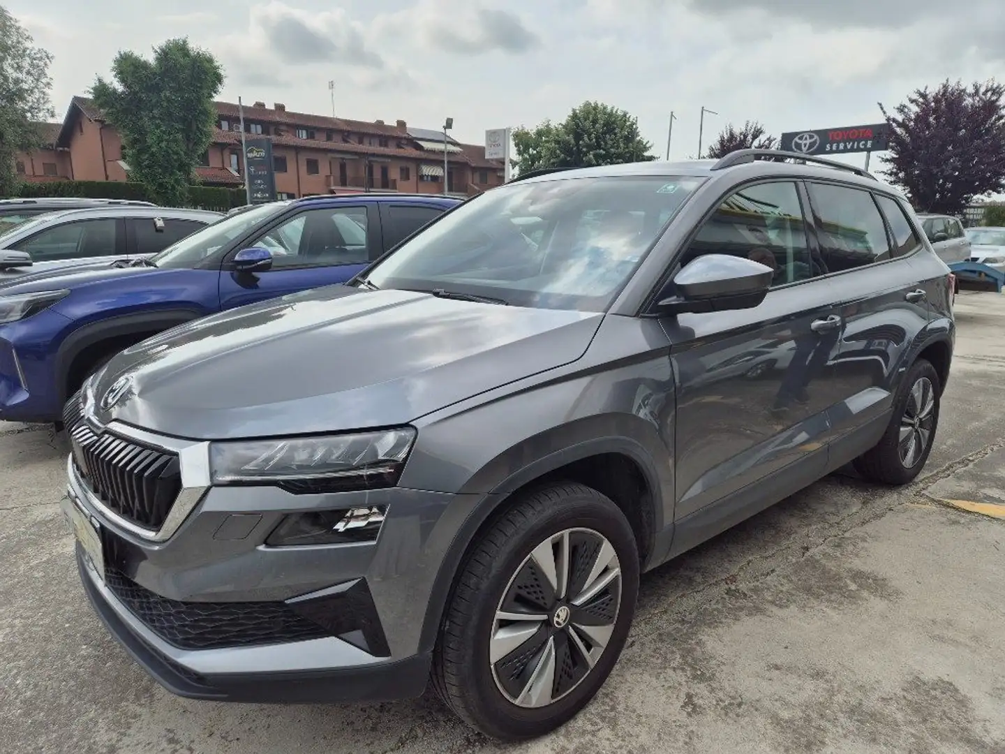 Skoda Karoq 1.0 TSI 110 CV Style Grigio - 2