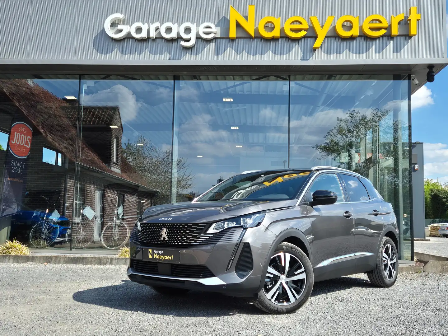 Peugeot 3008 1.2  GT Line *ZETELVERWARMING, DODE HOEK, CAMERA * Grijs - 1