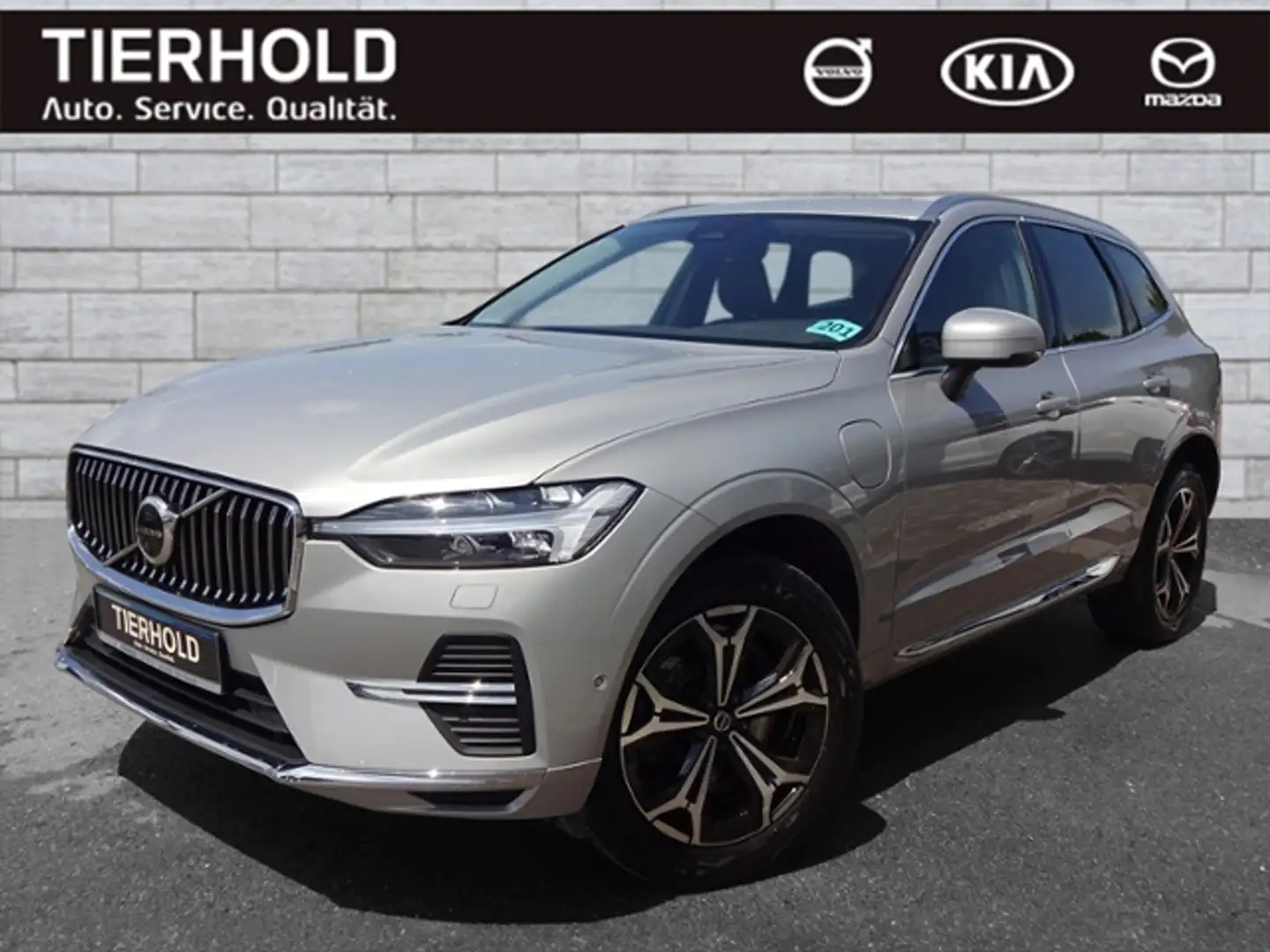 Volvo XC60 T6 Inscription Plug-In AHK Google ACC Pano Silber - 2
