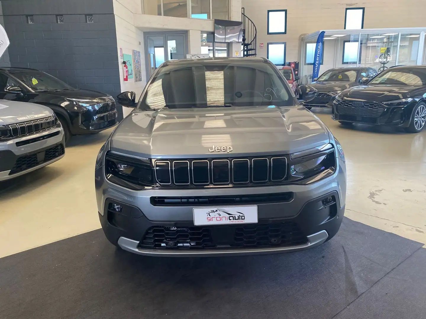 Jeep Avenger 1.2 Turbo MHEV Summit MY24 - PROMO SIRONIAUTO+ Gris - 2