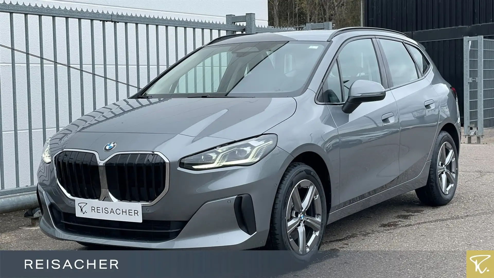 BMW 218 218i A Active Tourer AHK,Autom Šedá - 1