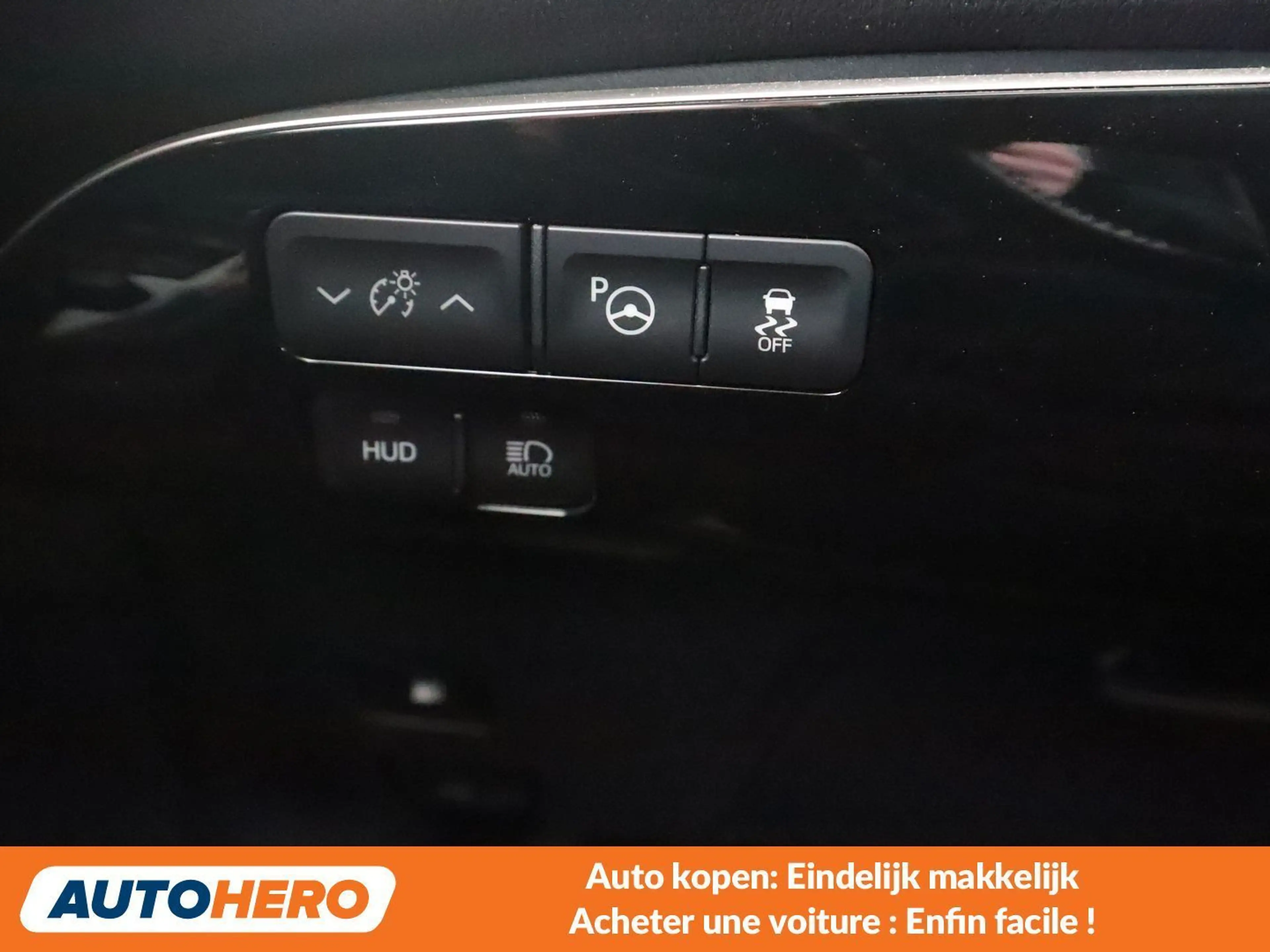 Toyota Prius 1.8 Style — photo 14