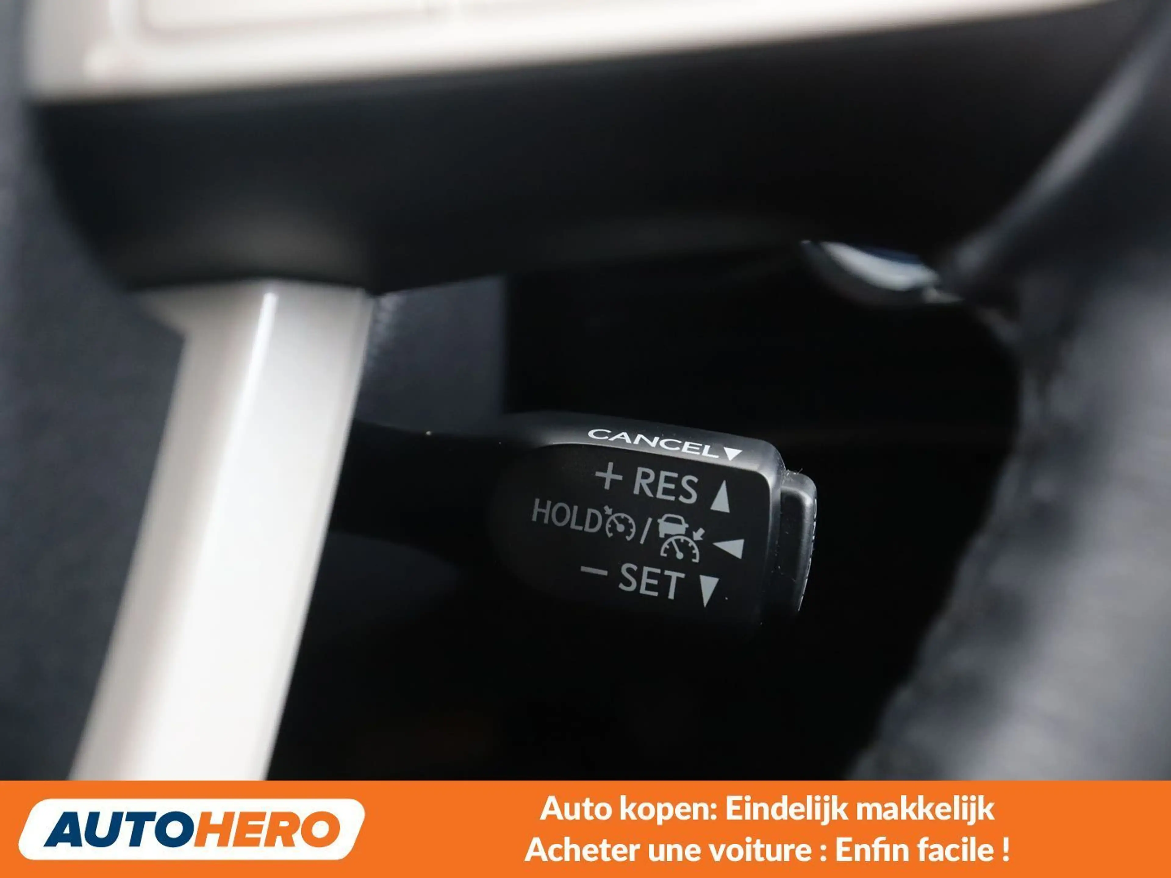 Toyota Prius 1.8 Style — photo 6