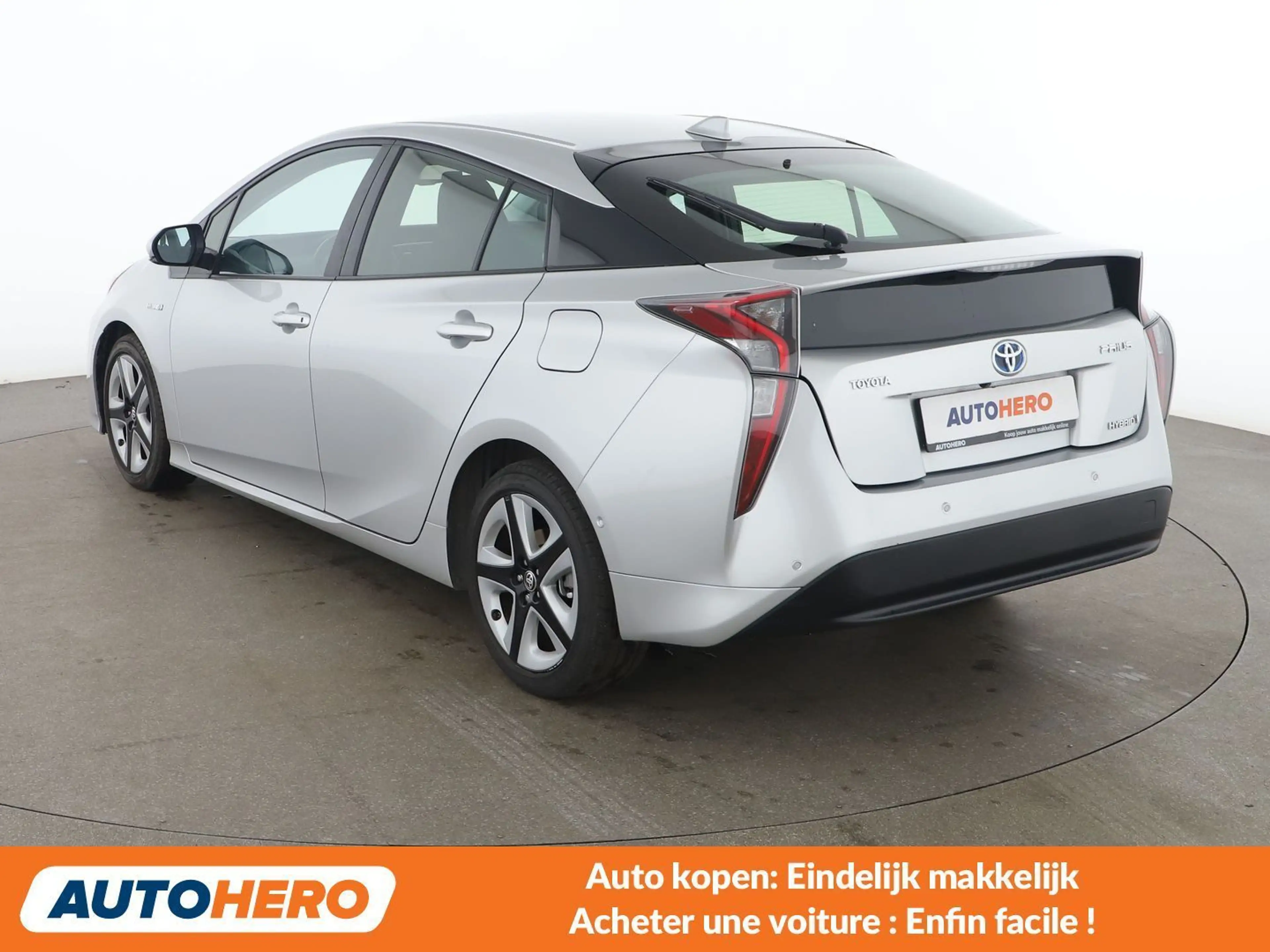 Toyota Prius 1.8 Style — photo 4