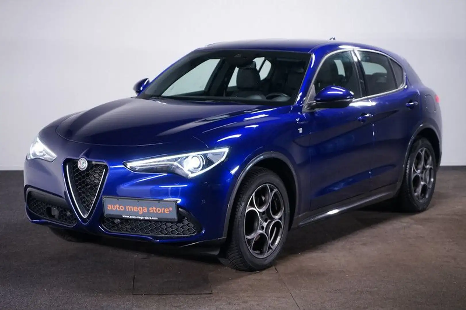 Alfa Romeo Stelvio 2.0 Turbo TI Q4 AT8*Bi-Xenon*Kamera*Memo Blau - 1