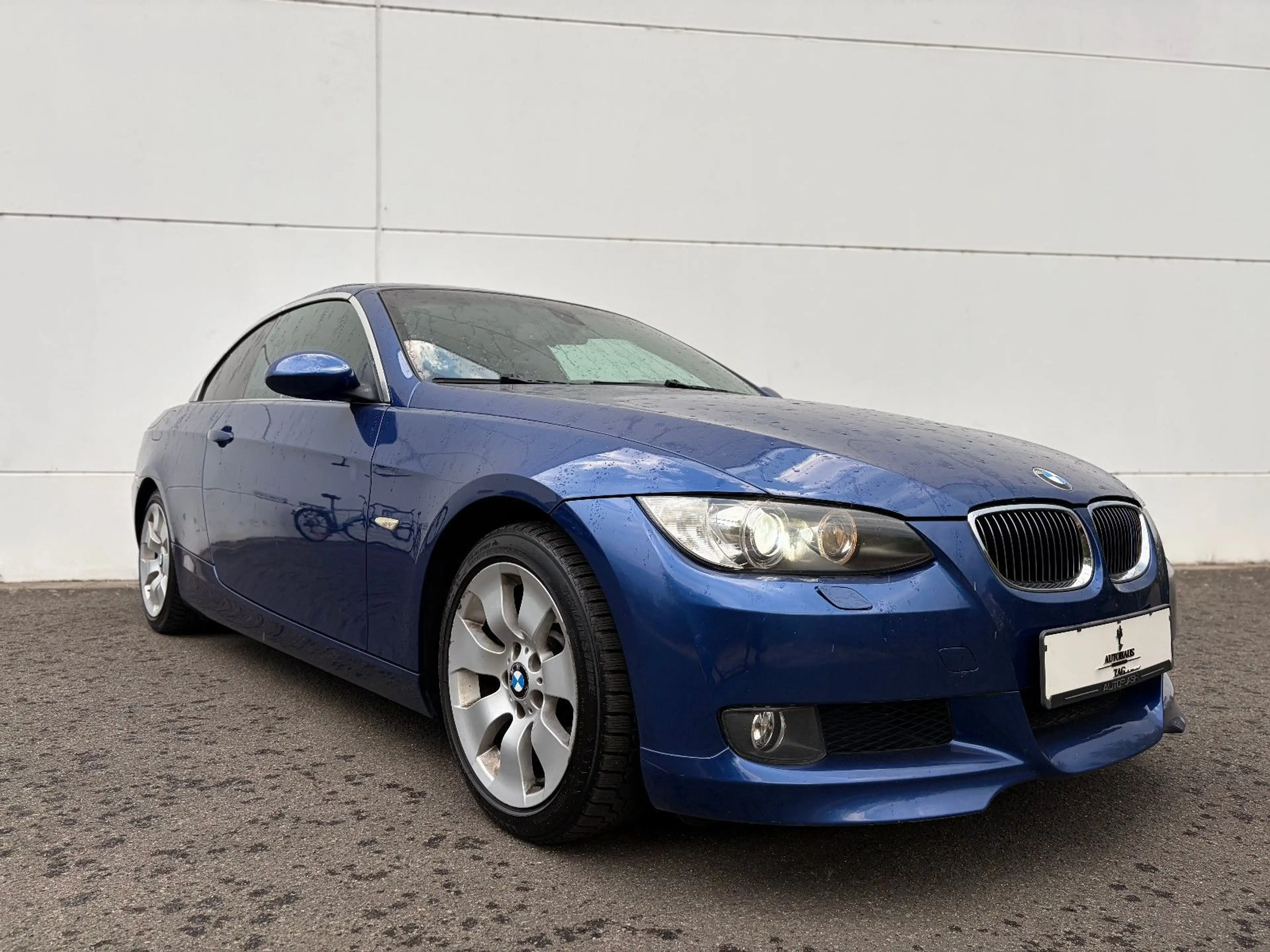 BMW 325 i Cabrio*SPORT**Bi-XENON*LEDER*NAVI*PDC* — photo 9