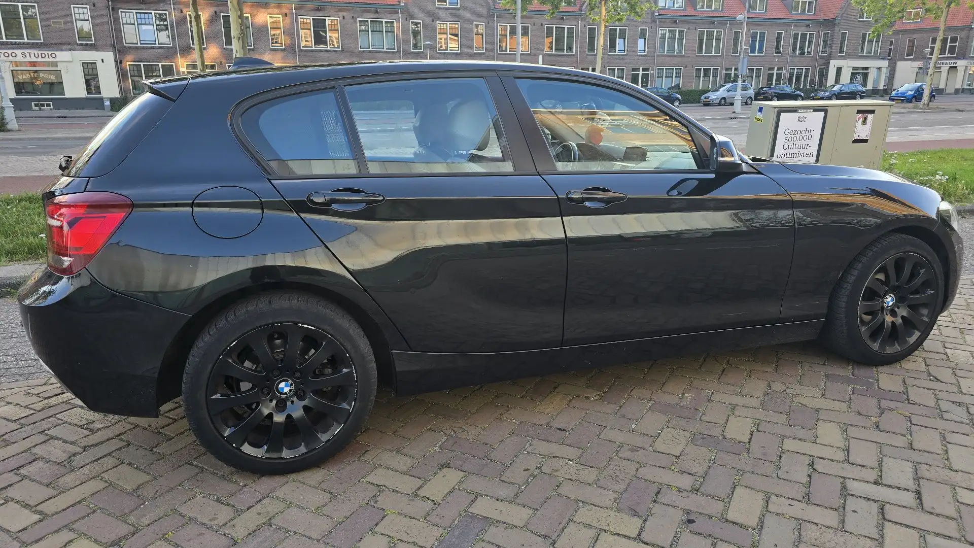 BMW 116 116i Business Zwart - 2