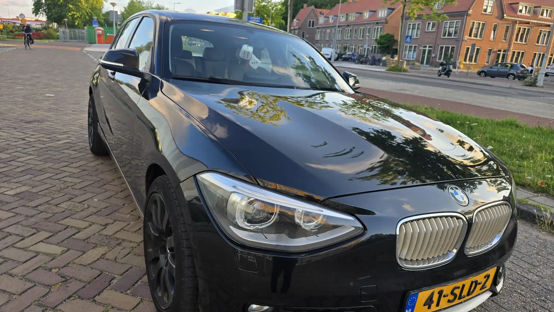 BMW 116 116i Business Zwart - 1