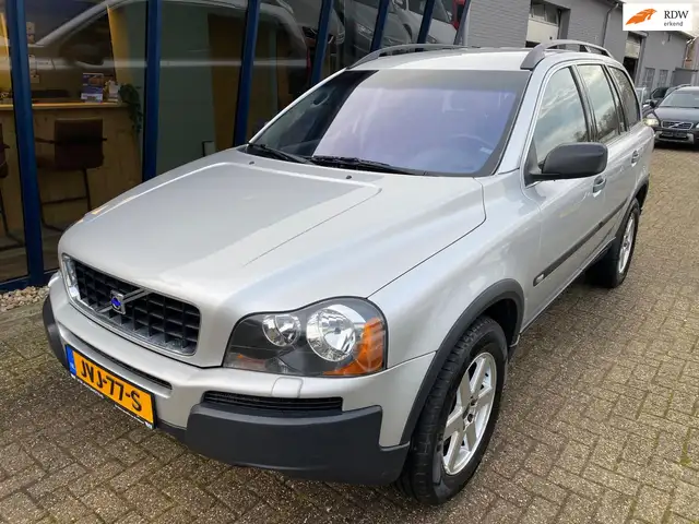 Volvo XC90 2.5 T Exclusive Automaat LEER / NAVI / PDC