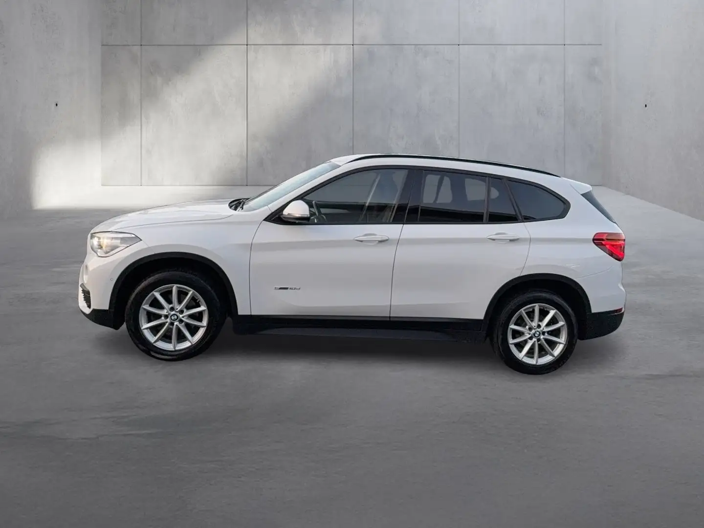 BMW X1 sDrive18d Weiß - 2
