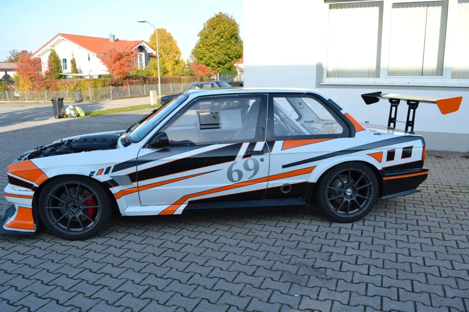 BMW 325 E30 mit S65 V8 Motor Rennwagen,Ringtool,Tracktool Wit - 2