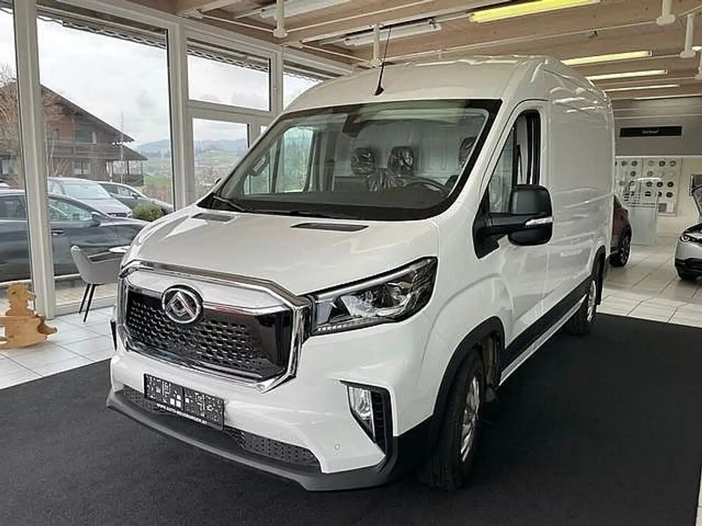 Maxus eDeliver 9 Edeliver 9 Kasten 51,5kWh L2H2 Weiß - 1