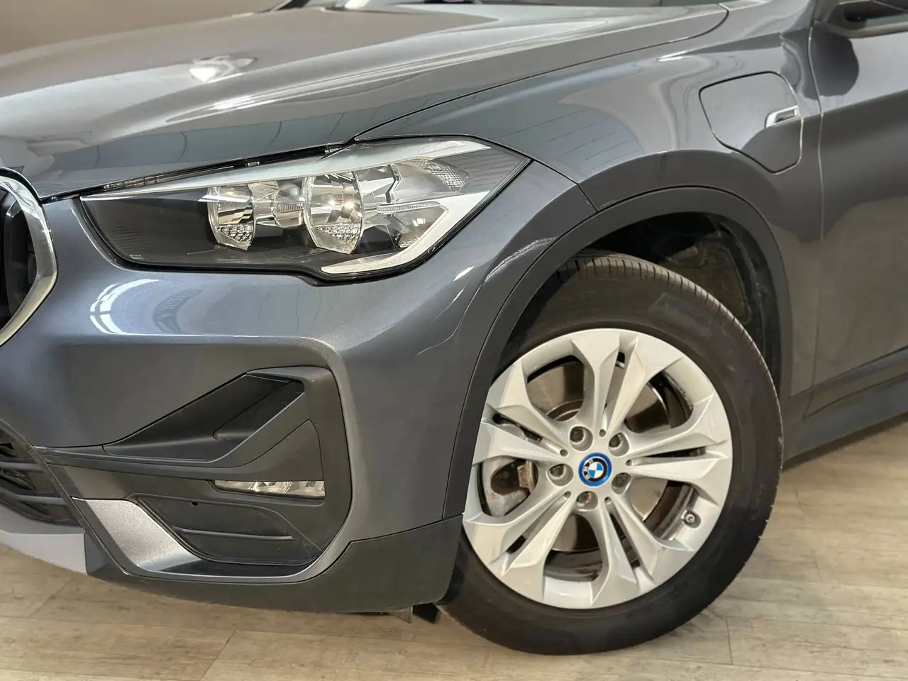 2022 BMW X1 xDrive 25e Business auto, photograph 5