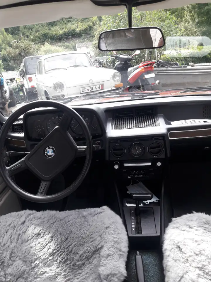 BMW 528 E12, foto 6