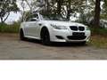 BMW M5 V10 SMG Xenon HUD Schiebedach Leder Weiß - thumbnail 27