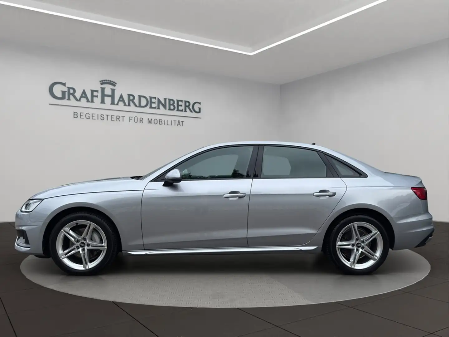 Audi A4 Lim. Advanced 40TDI S-Tr. VirtualCockpit Navi Silber - 2