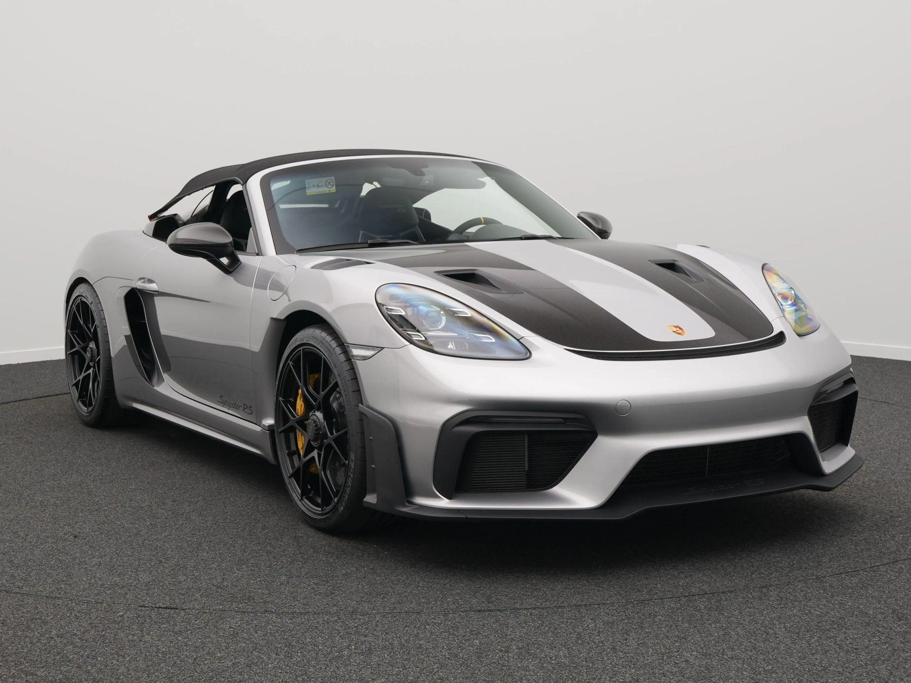 Porsche 718 Spyder RS — photo 7