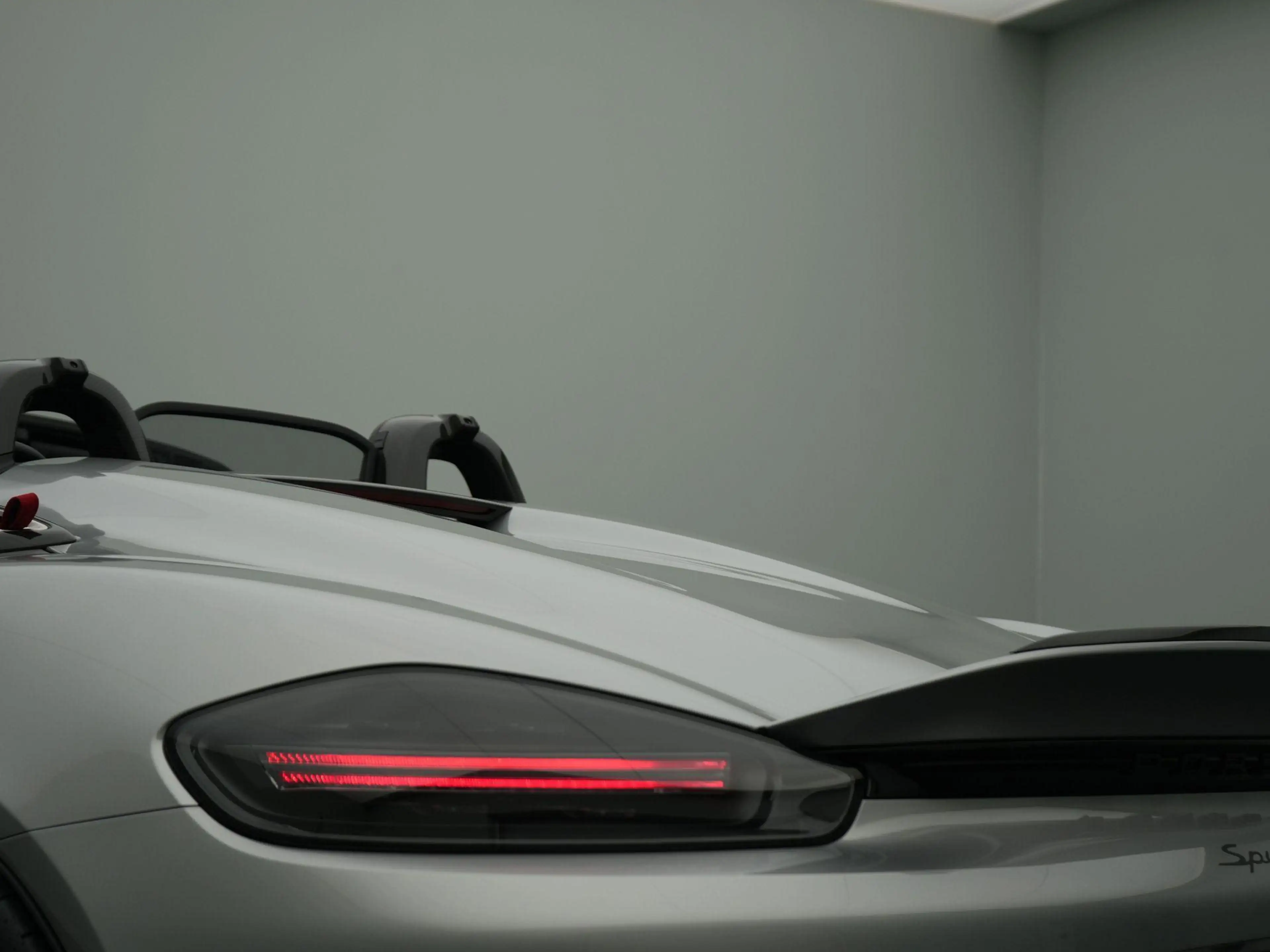 Porsche 718 Spyder RS — photo 14
