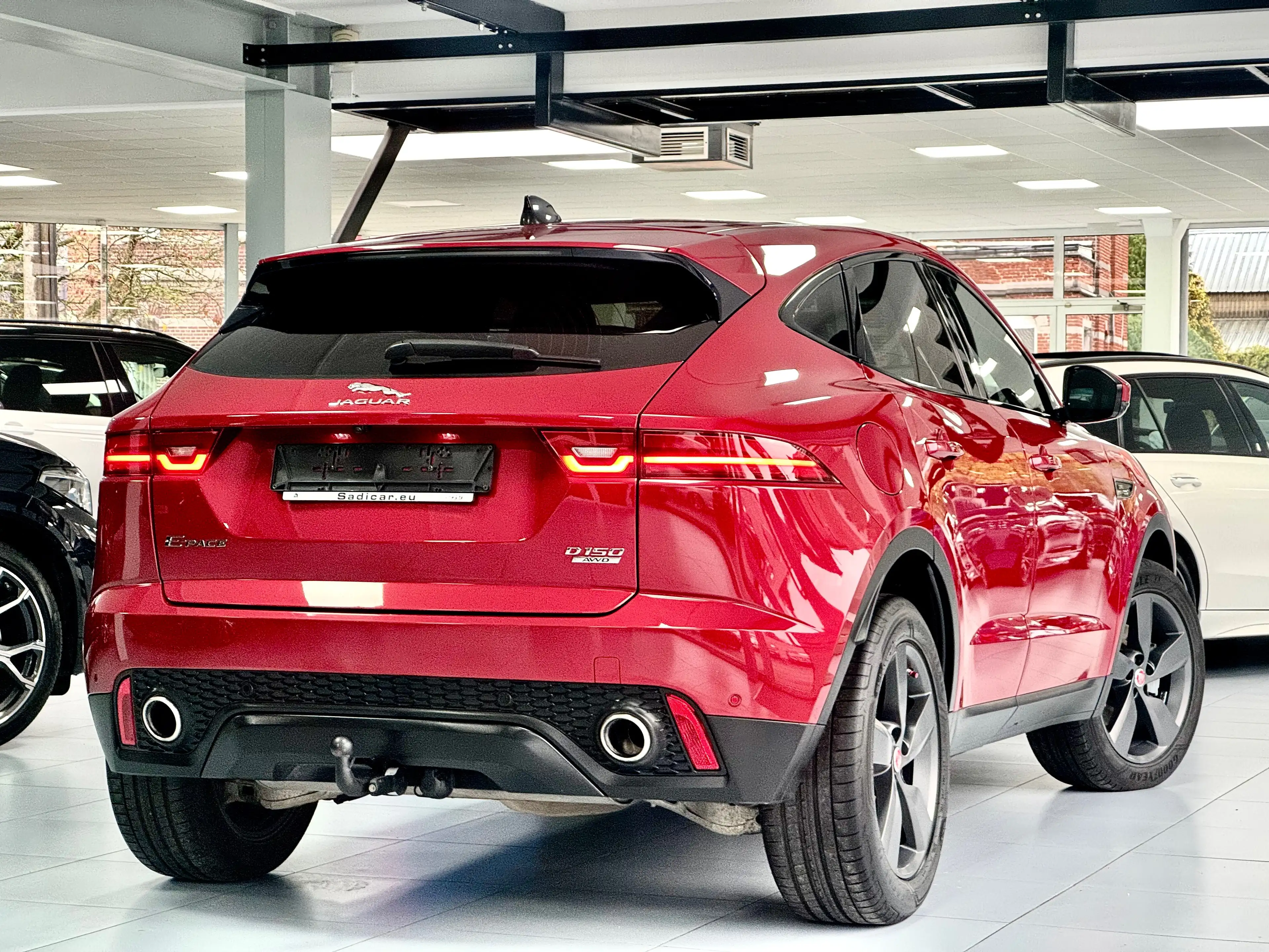Jaguar E-Pace D150 - 2.0 D 150cv AWD S (4x4) — photo 6