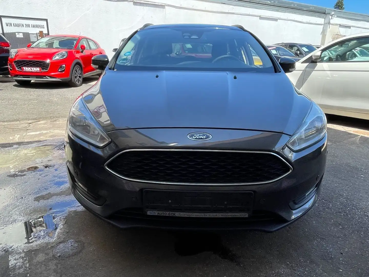Ford Focus Turnier Business Grau - 2