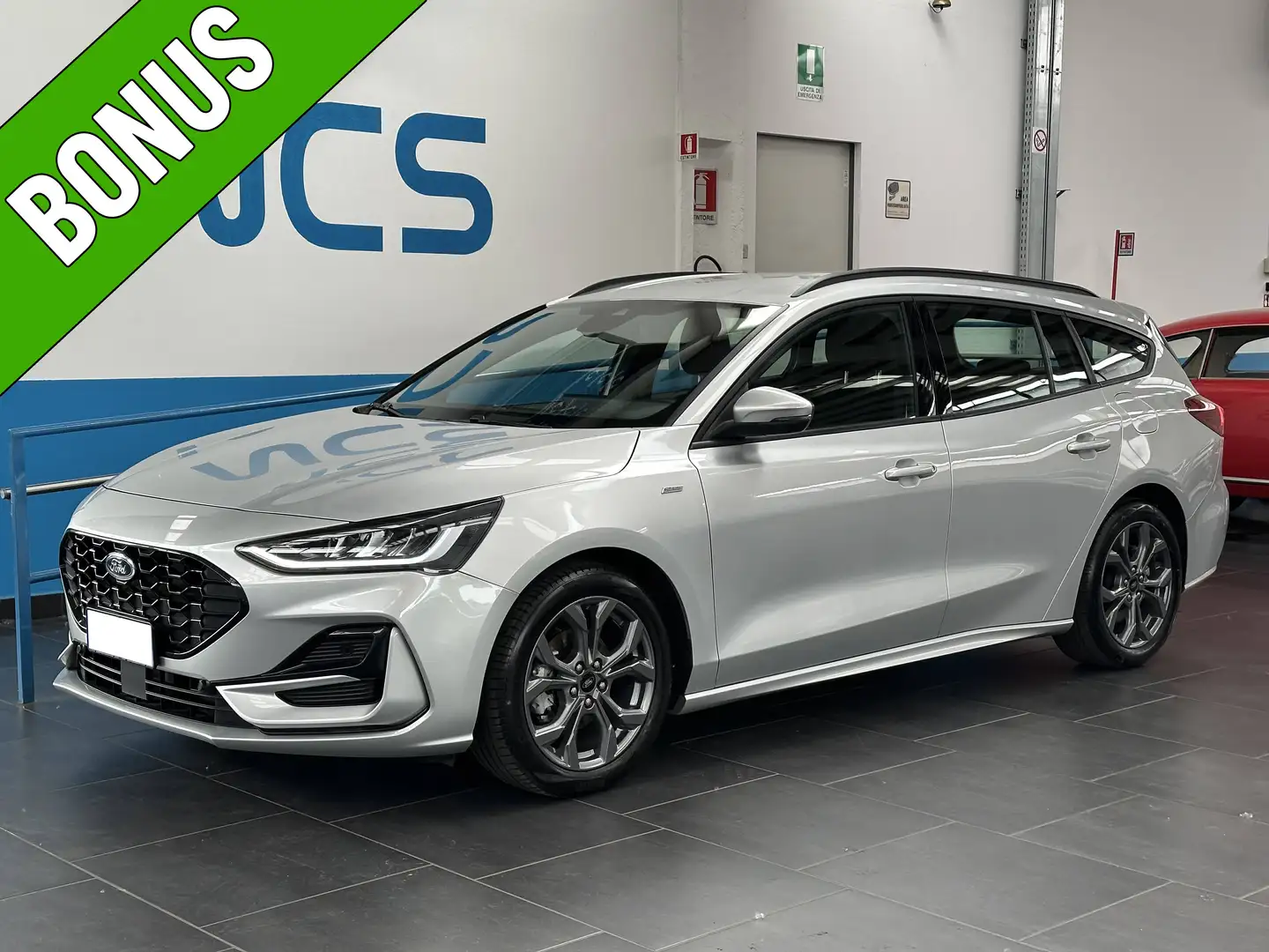 Ford Focus SW 1.0 ecoboost h ST-Line Style 125CV powershift Plateado - 1