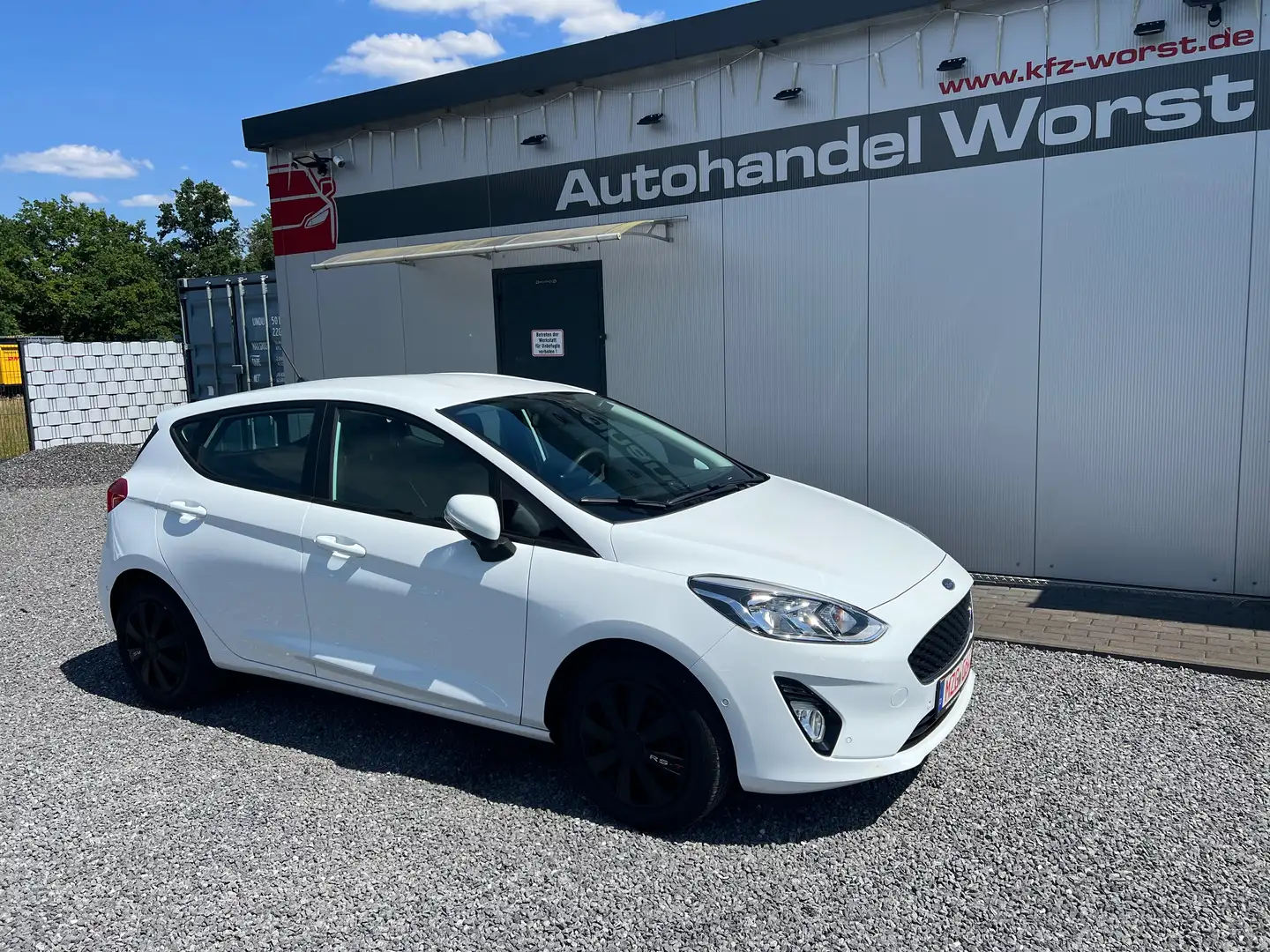 Ford Fiesta mehrere Modelle vorrätig-Garantie Weiß - 1