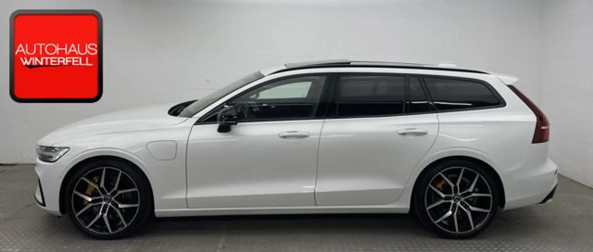 Volvo V60 T8 AWD Polestar Engineered PANO+B&W+HUD+360+ Weiß - 2