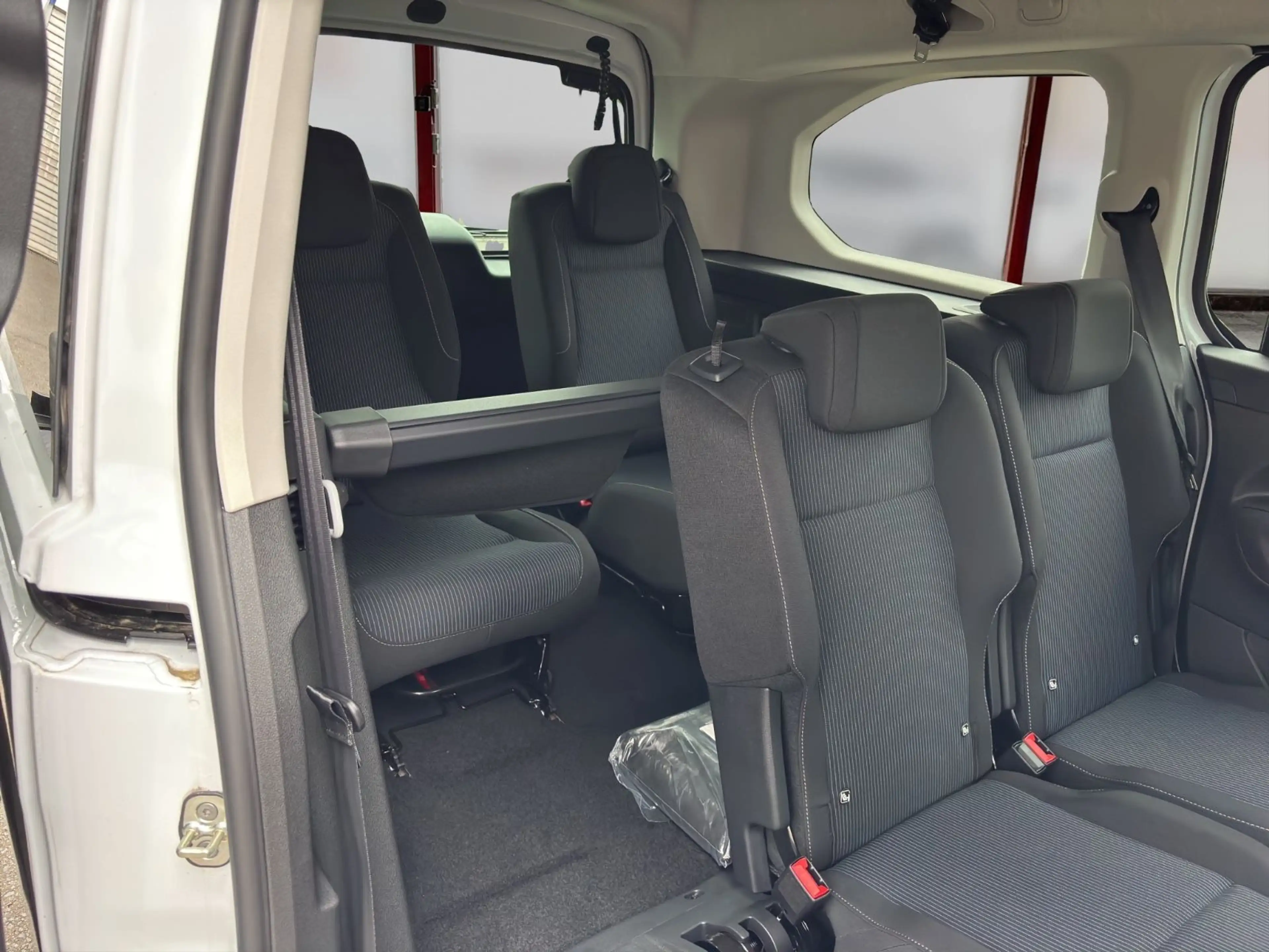 Fiat Doblo L2 Maxi 7-Sitzer*Kamera*Blis*Winterpaket — photo 14