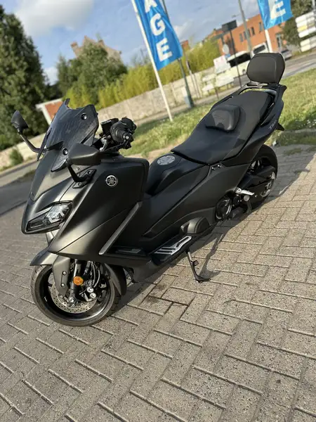 Yamaha TMAX 560 - foto 3