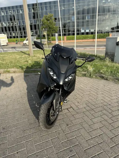 Yamaha TMAX 560 - foto 5