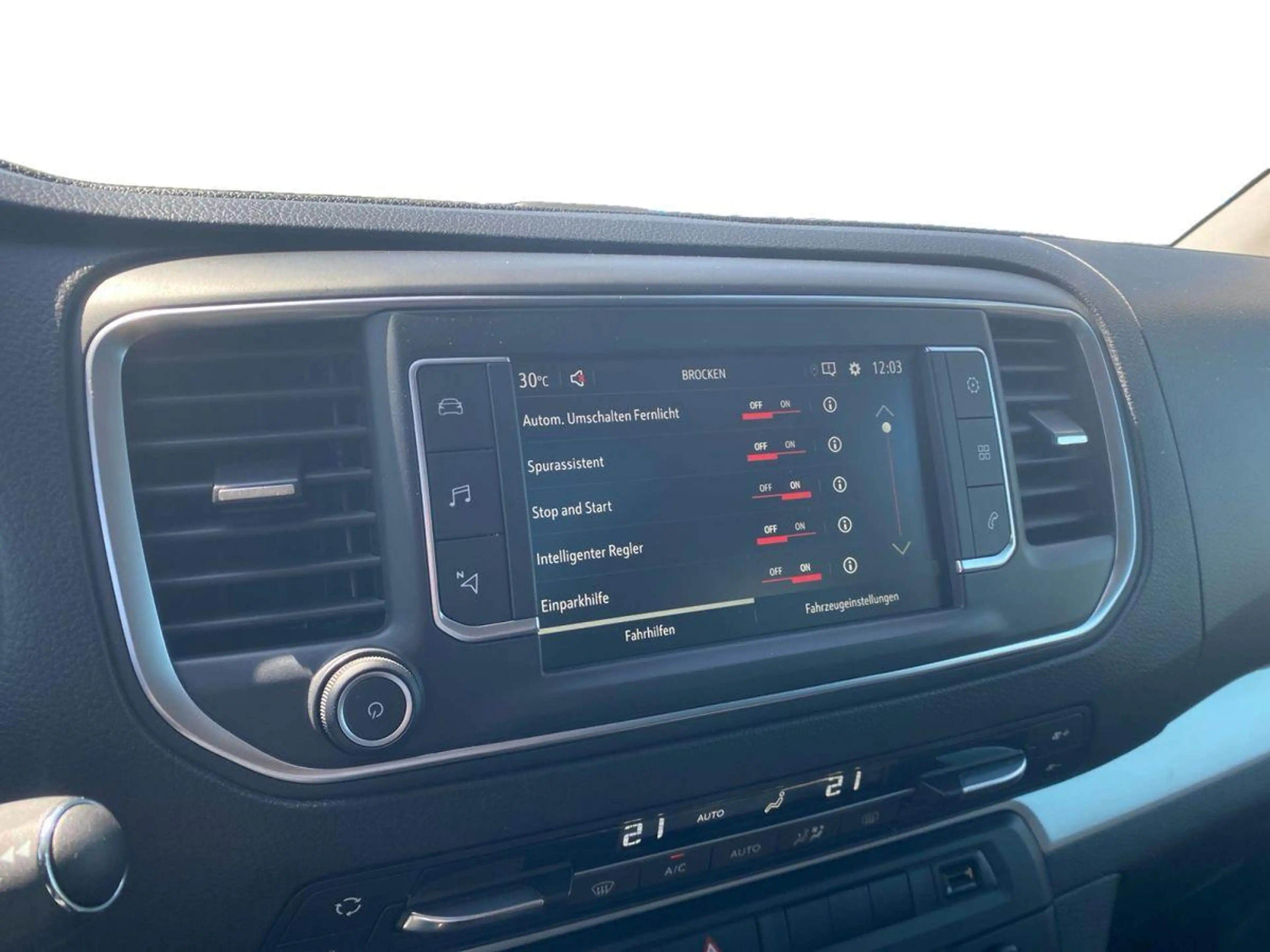 Opel Zafira Life 2.0 CDTI — photo 12