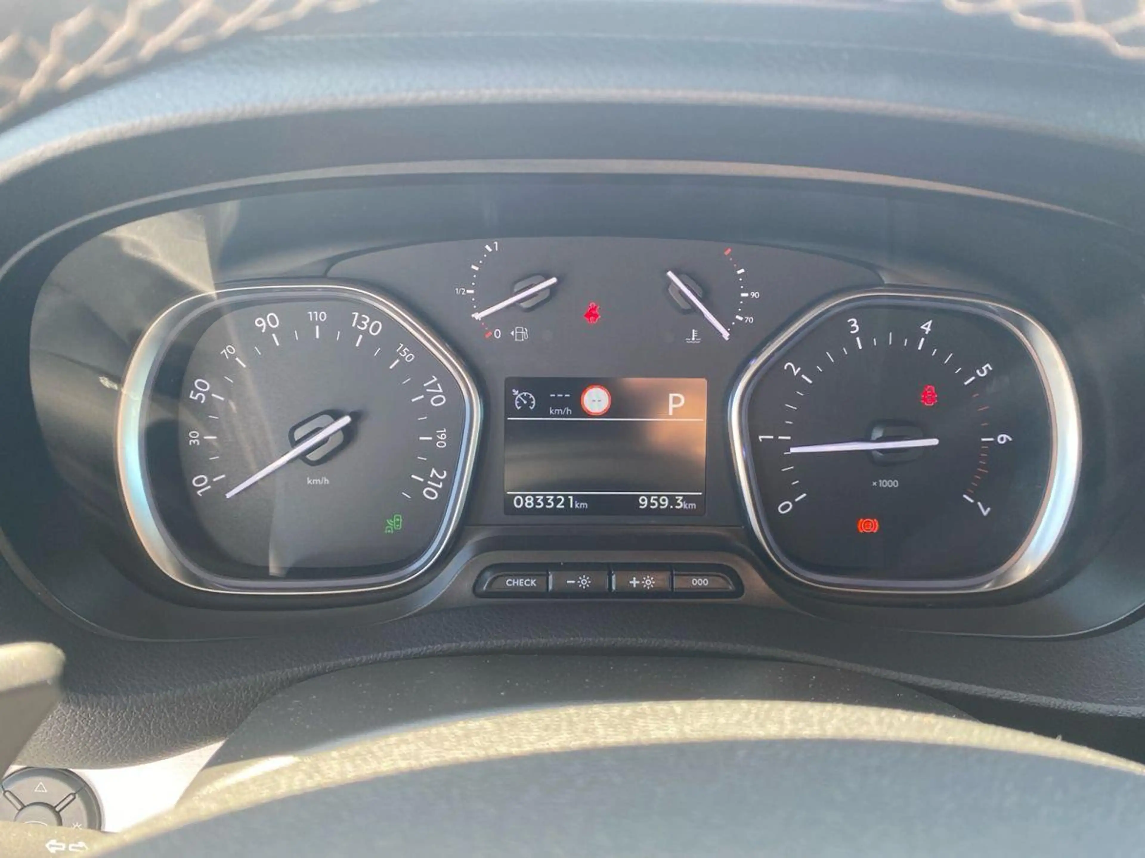 Opel Zafira Life 2.0 CDTI — photo 8