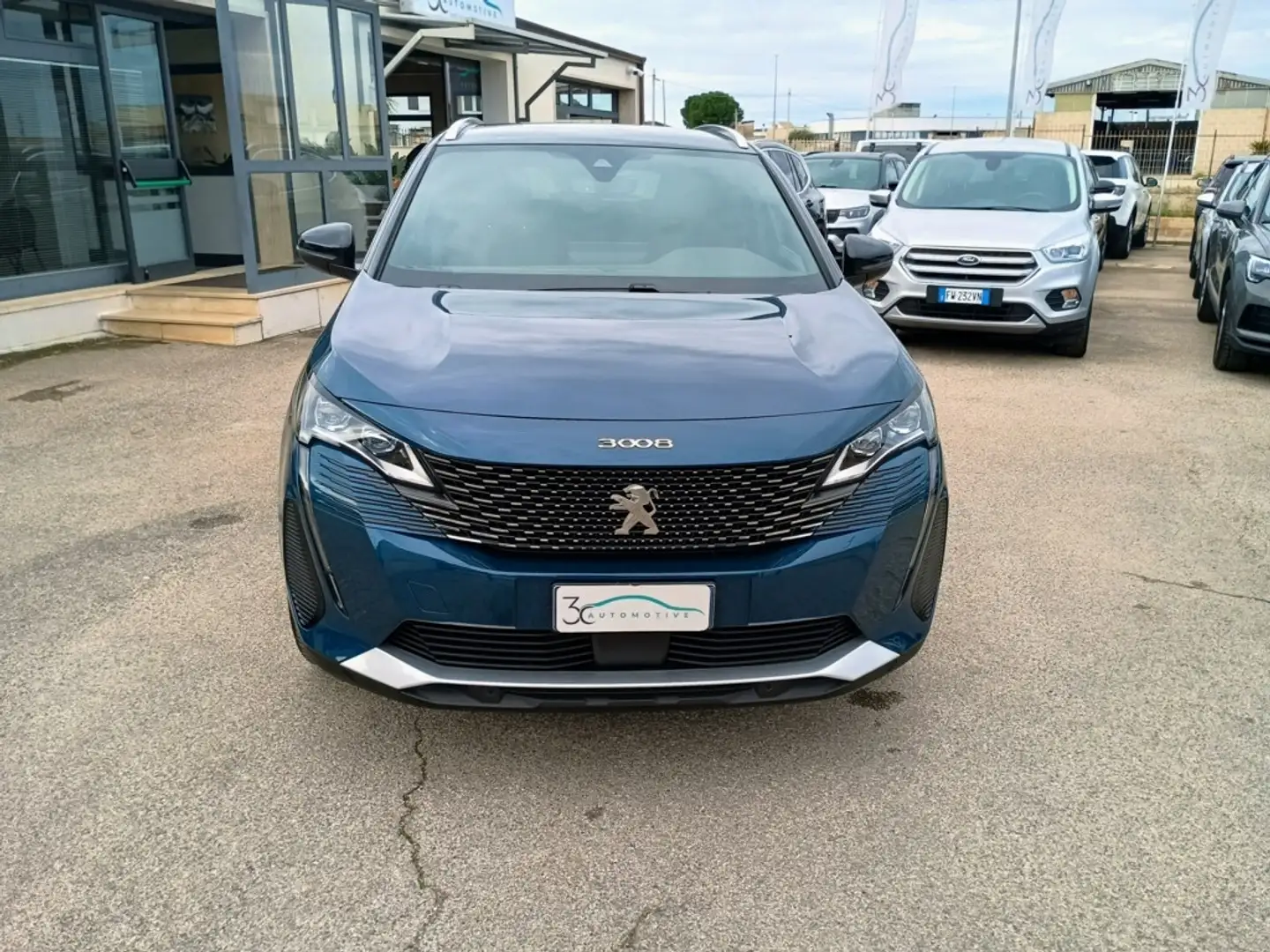 Peugeot 3008 BlueHDi 130 S&S EAT8 GT Blau - 2