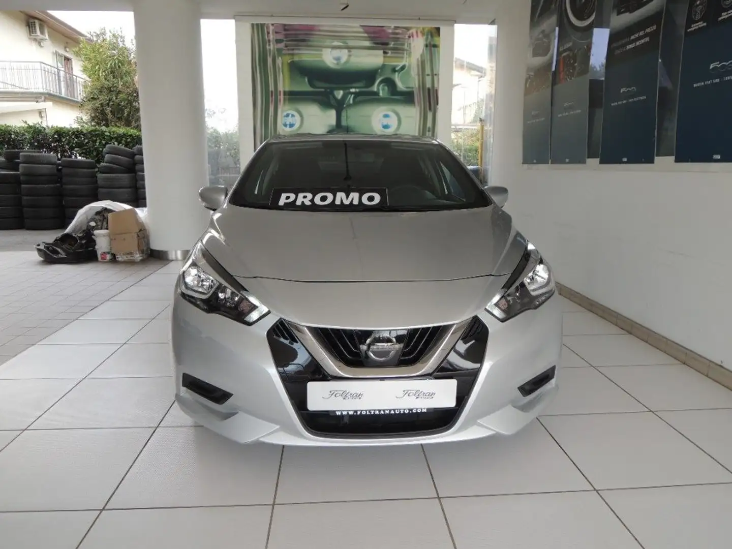 Nissan Micra IG-T 100 5 porte Acenta Argento - 2