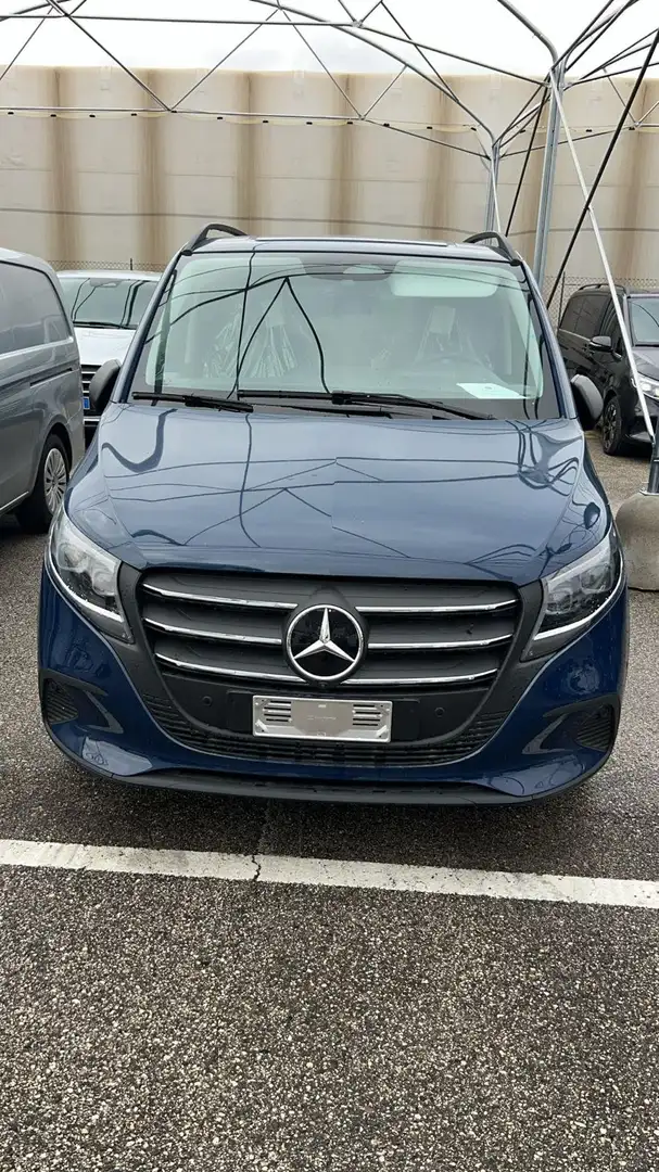 Mercedes-Benz Vito 116 CDI Mixto SELECT LONG 4X4 Blau - 1