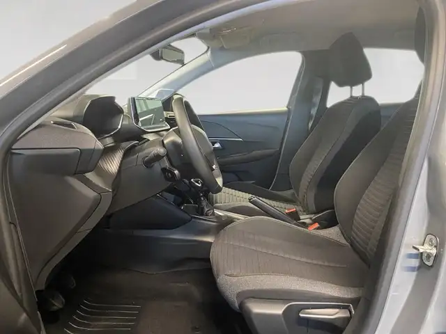 Peugeot 208 view 7