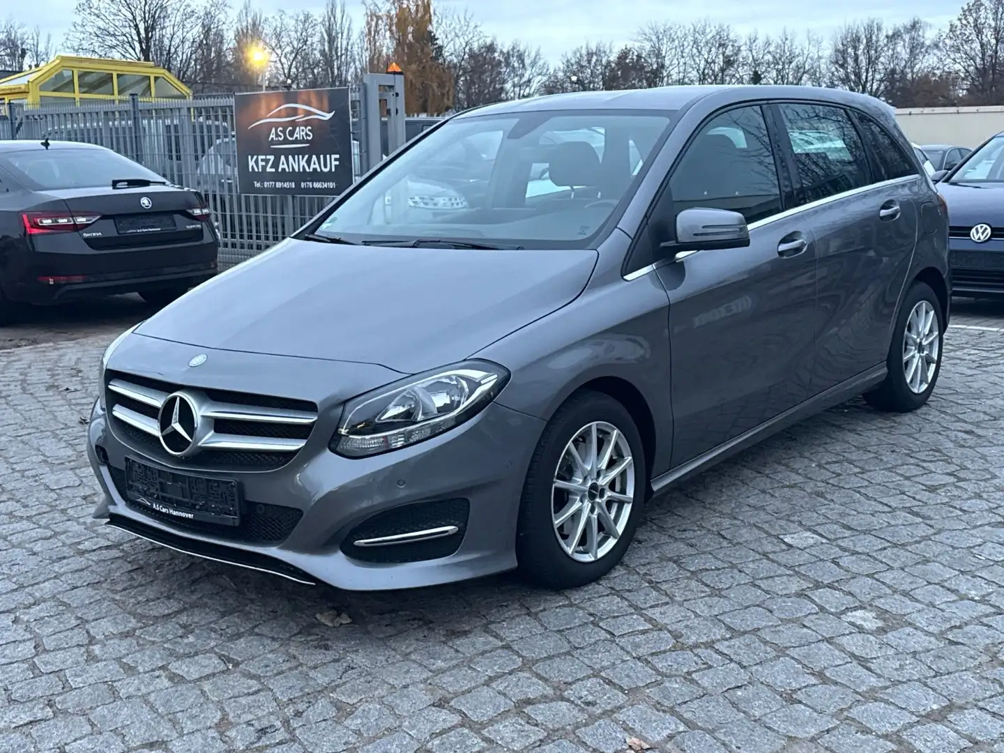 Mercedes-Benz B 200 d Urban*Automatik*Kamera*Euro6*2HD*Euro6 Gris - 2
