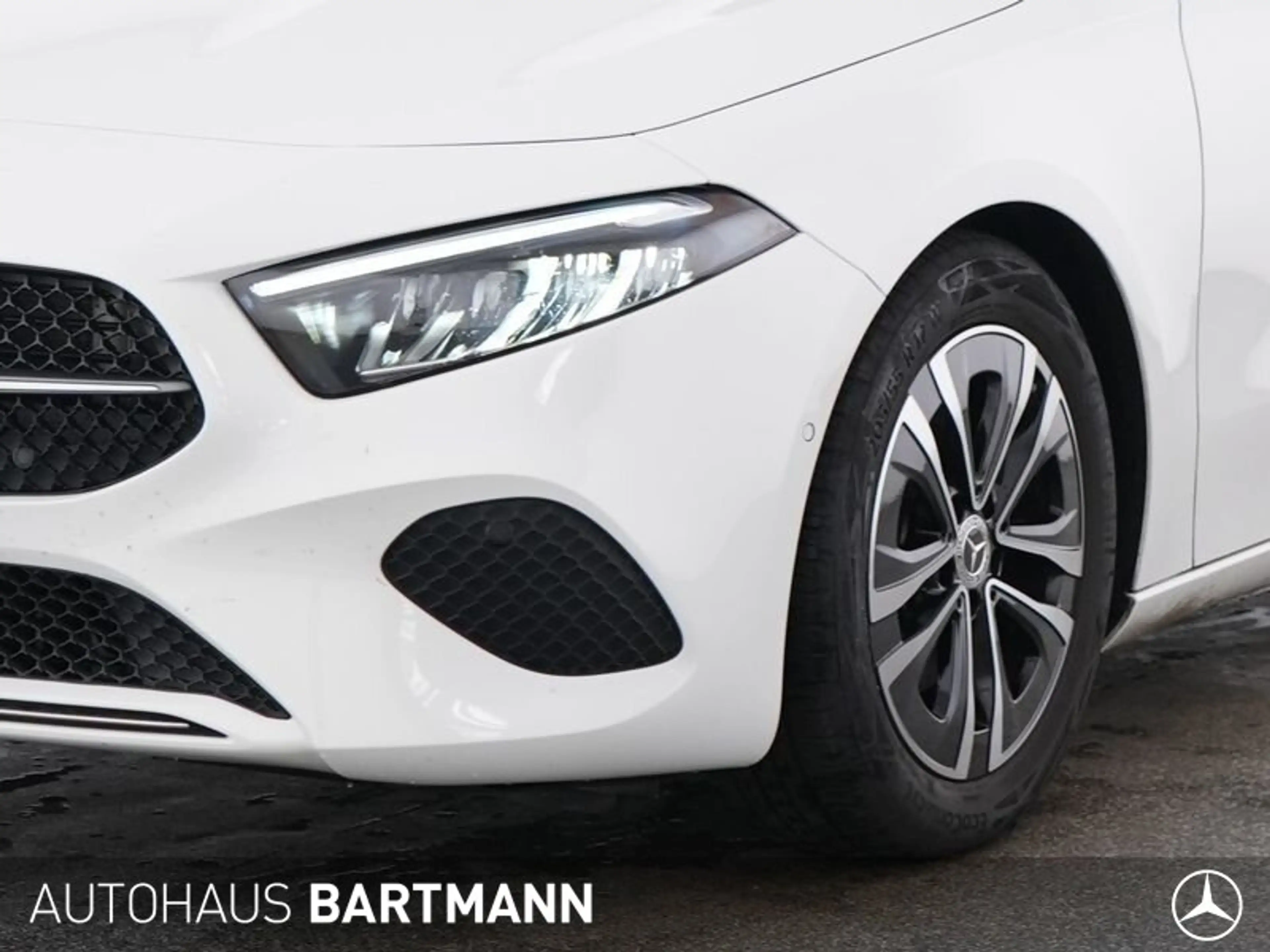 Mercedes-Benz A 180 A 180 JungerStern+PROGRESSIVE KAMERA+LED+SZH+MBUX — photo 4