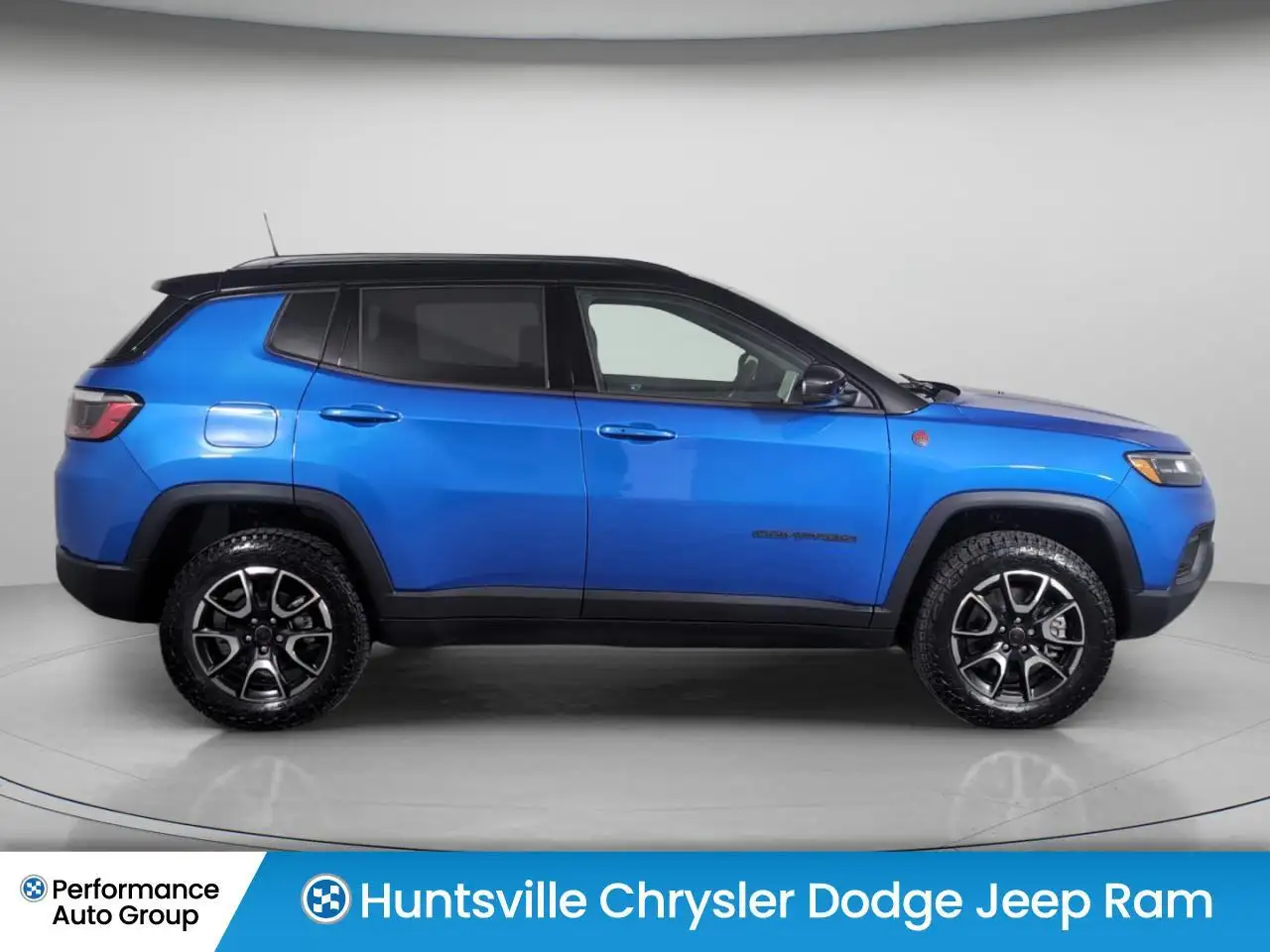 Jeep Compass photo Jeep Compass
