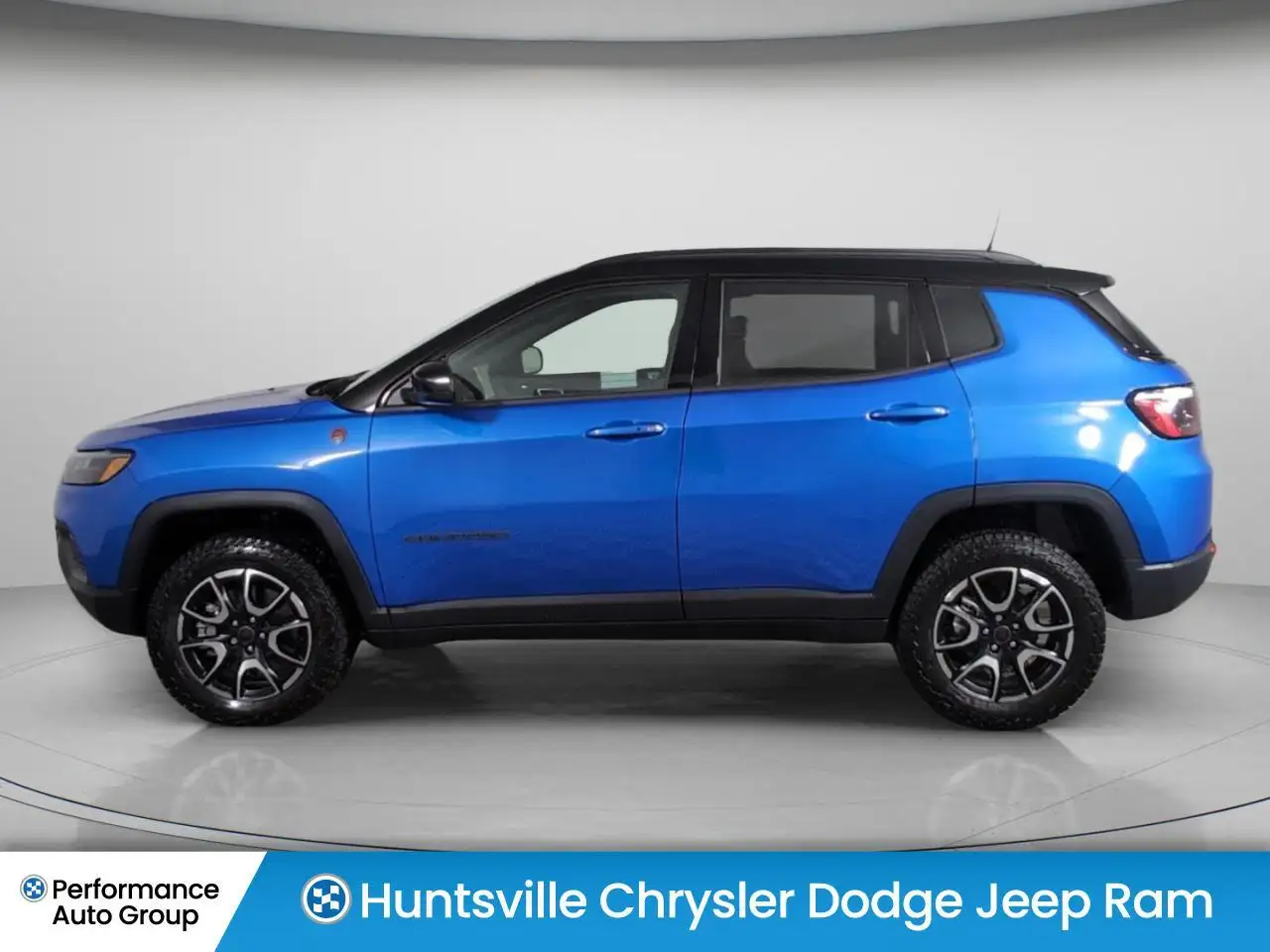Jeep Compass photo Jeep Compass