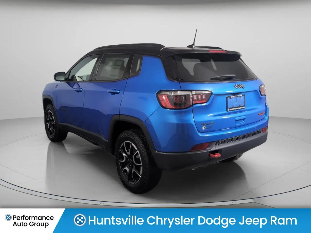Jeep Compass photo Jeep Compass