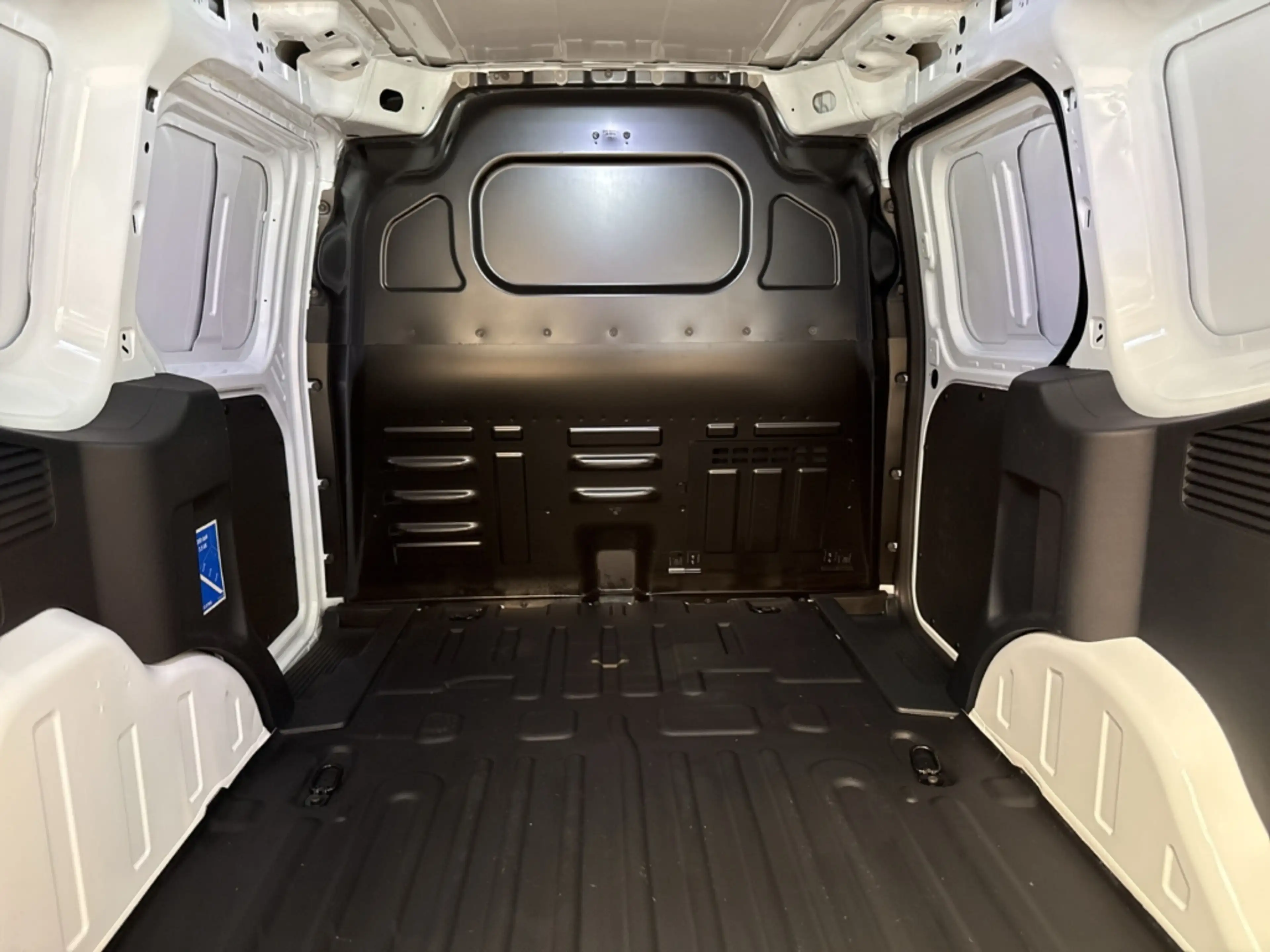 Ford Transit Courier Trend AHK Apple CarPlay Android Auto 0,00 % FINANZ — photo 14